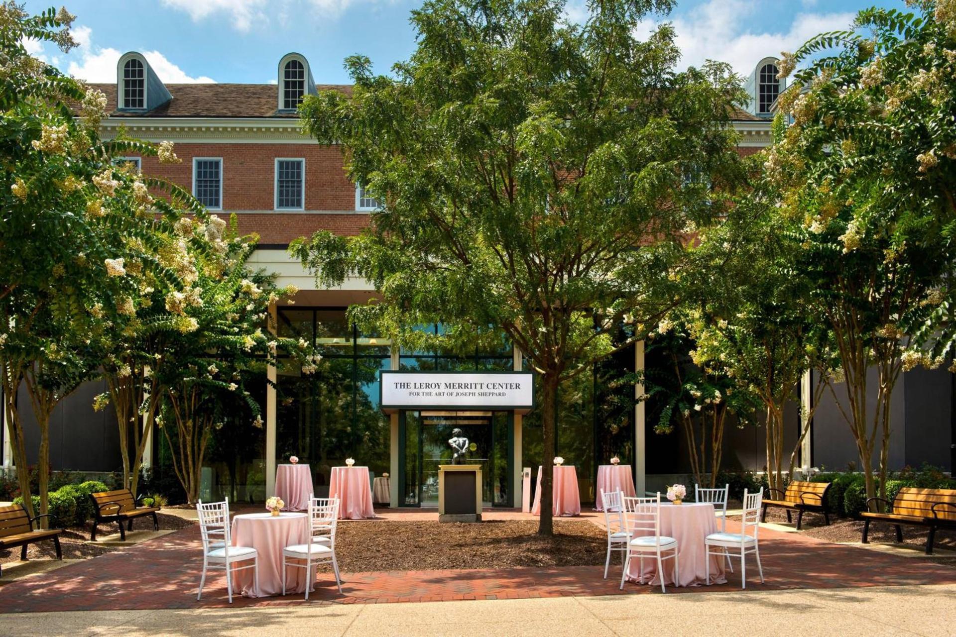 College Park Marriott Hotel & Conference Center photo 61