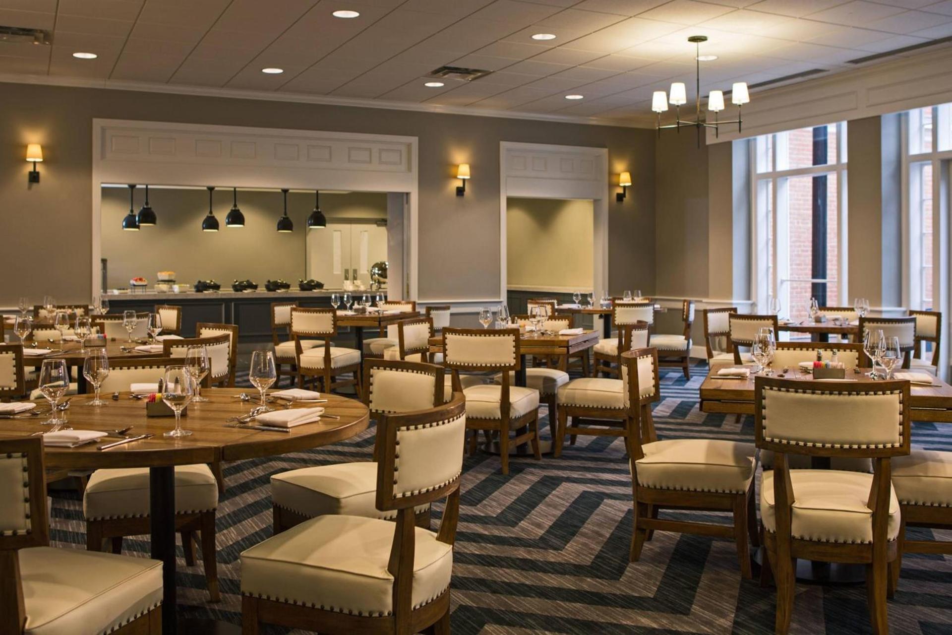 College Park Marriott Hotel & Conference Center photo 41
