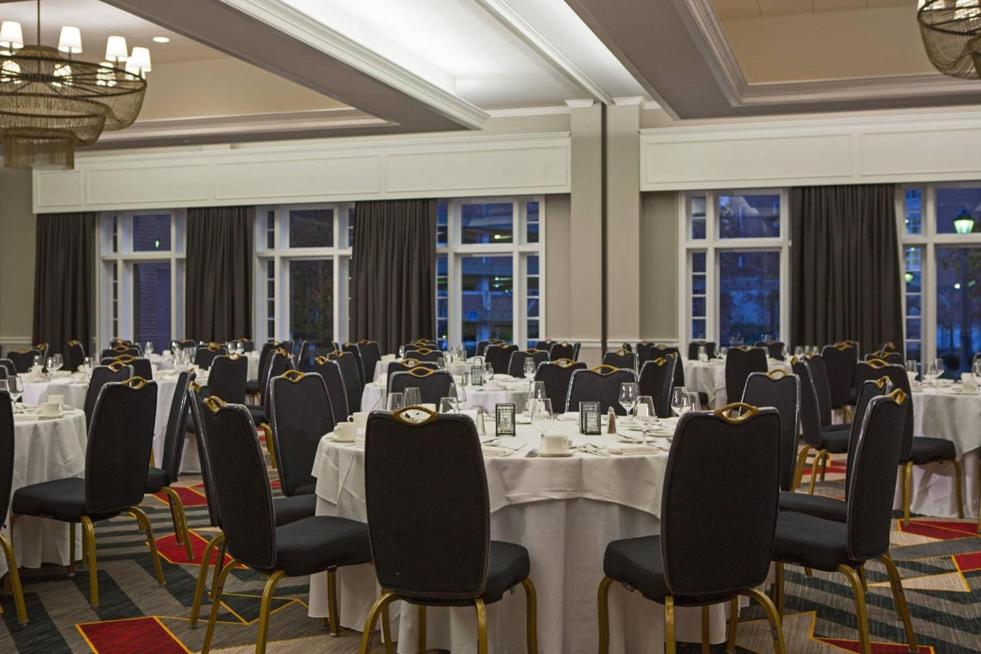 College Park Marriott Hotel & Conference Center photo 43