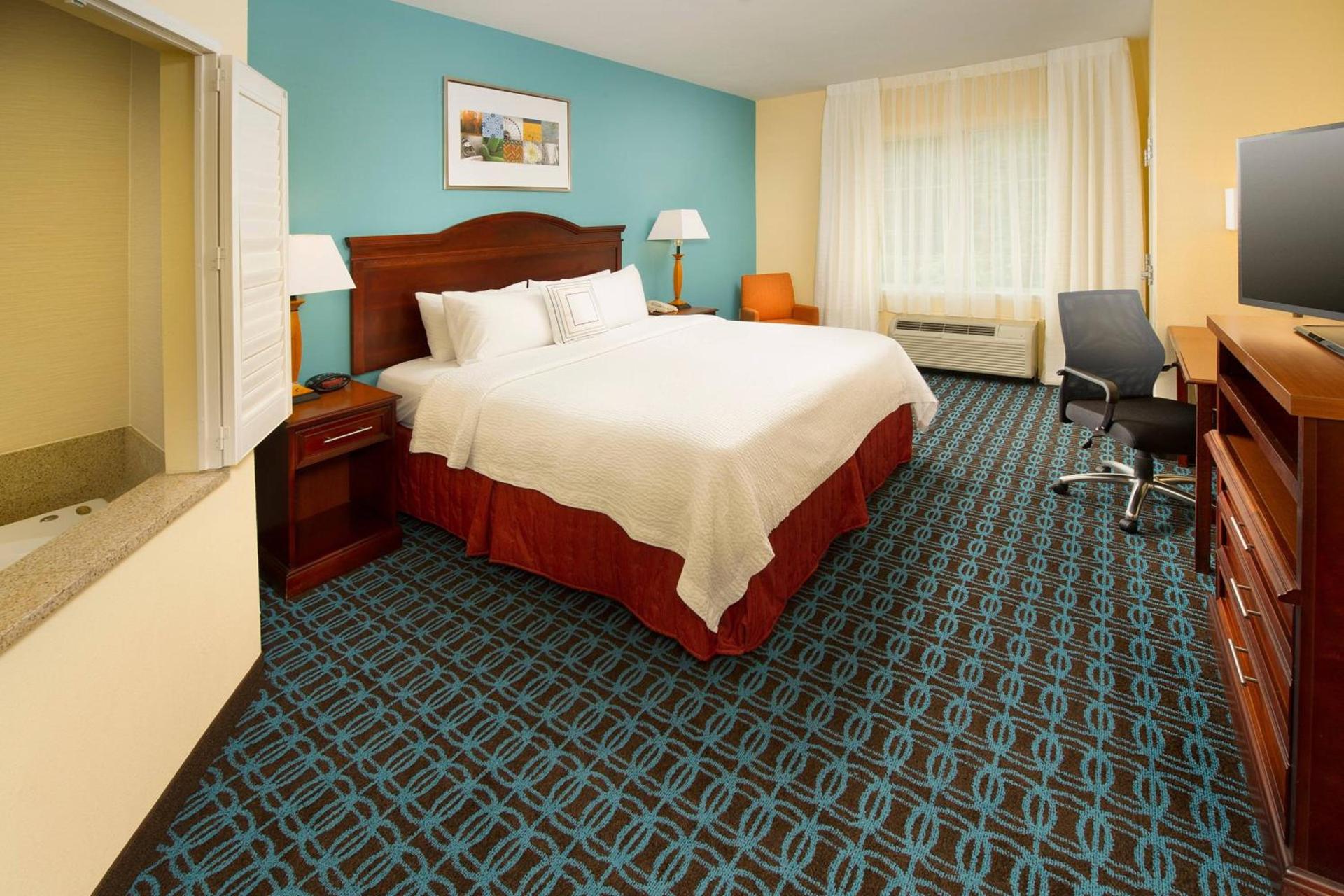 Fairfield Inn & Suites by Marriott Marshall photo 18
