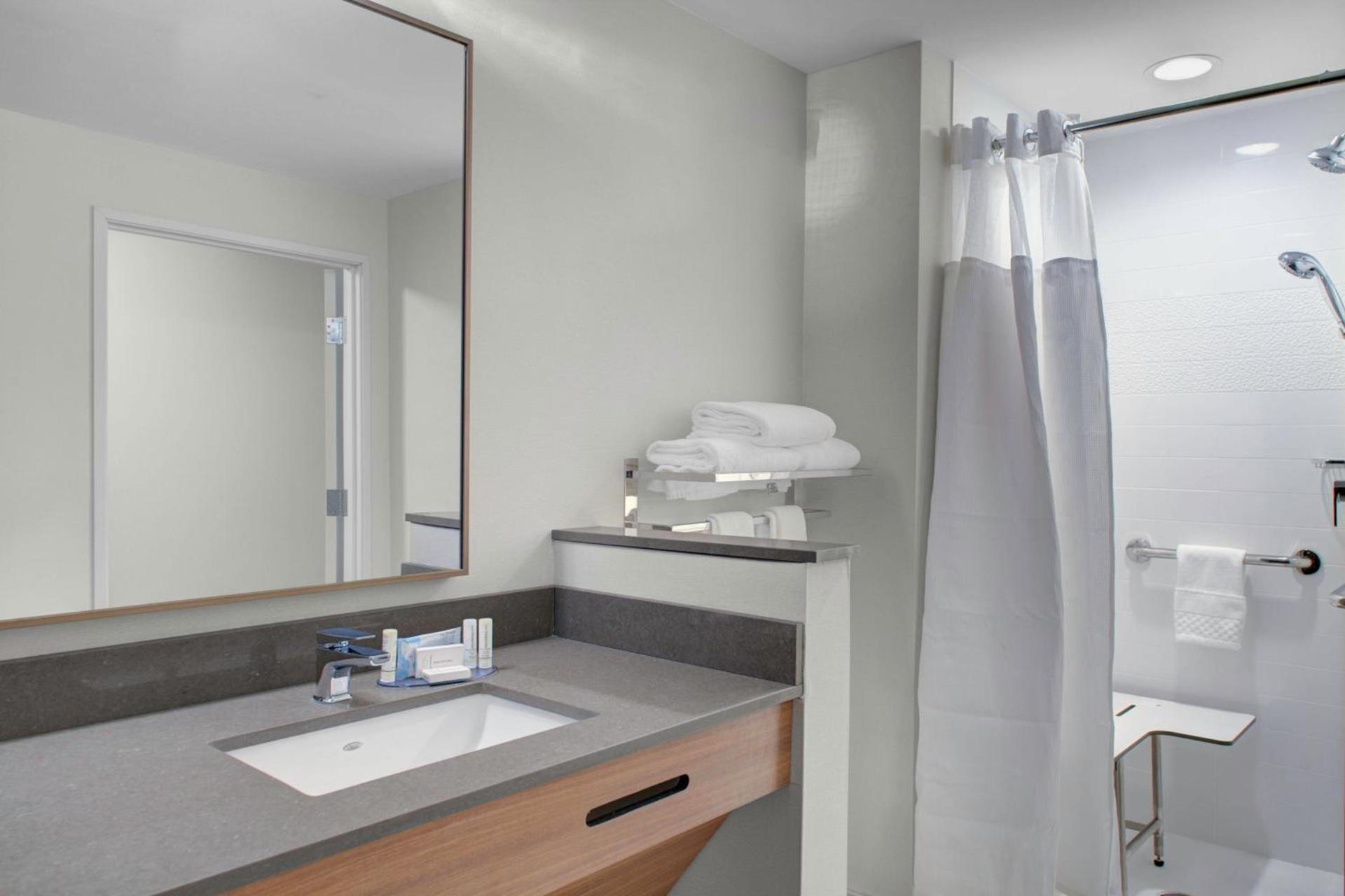 Fairfield Inn & Suites by Marriott Roanoke Salem photo 7