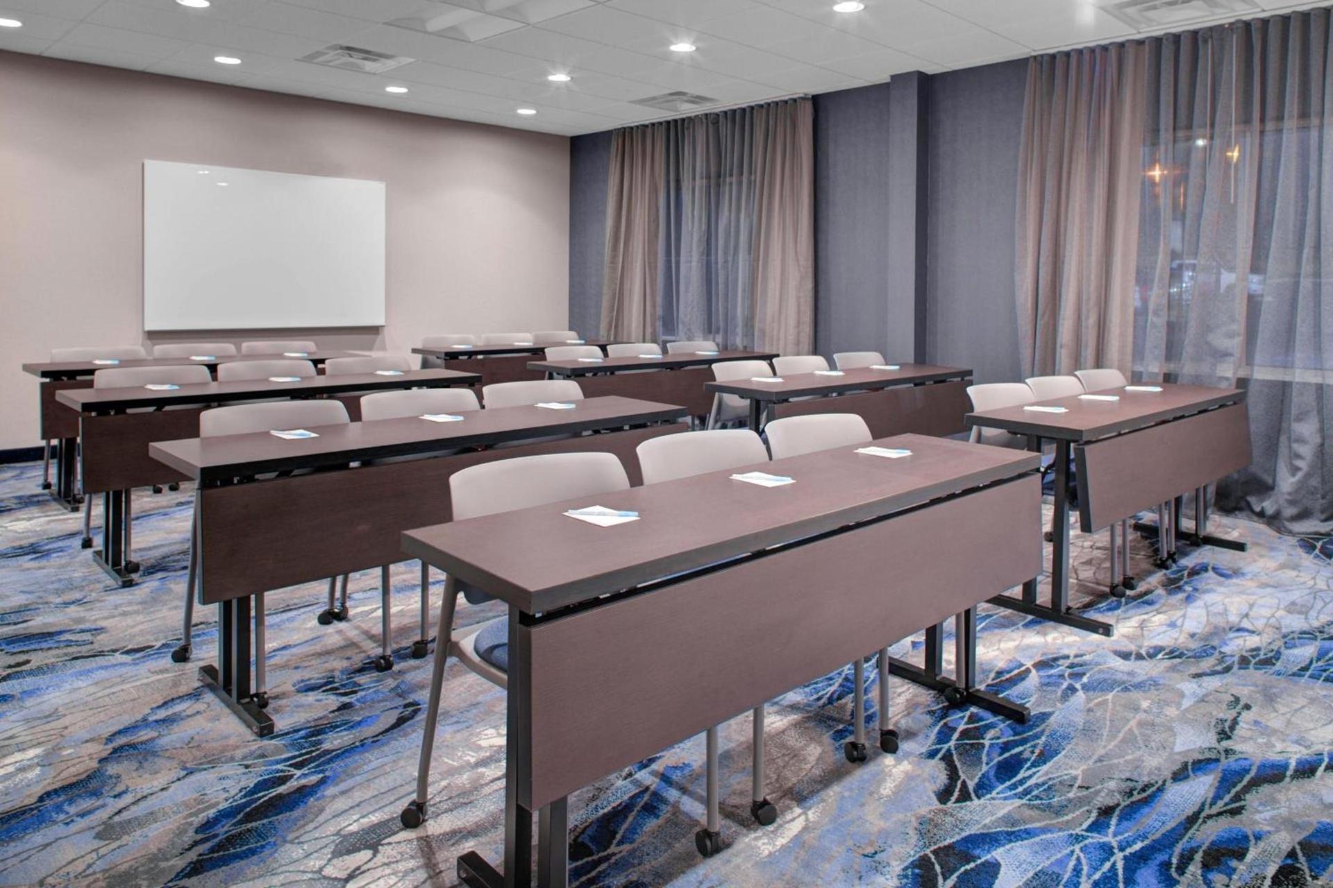 Fairfield Inn & Suites by Marriott Roanoke Salem photo 26