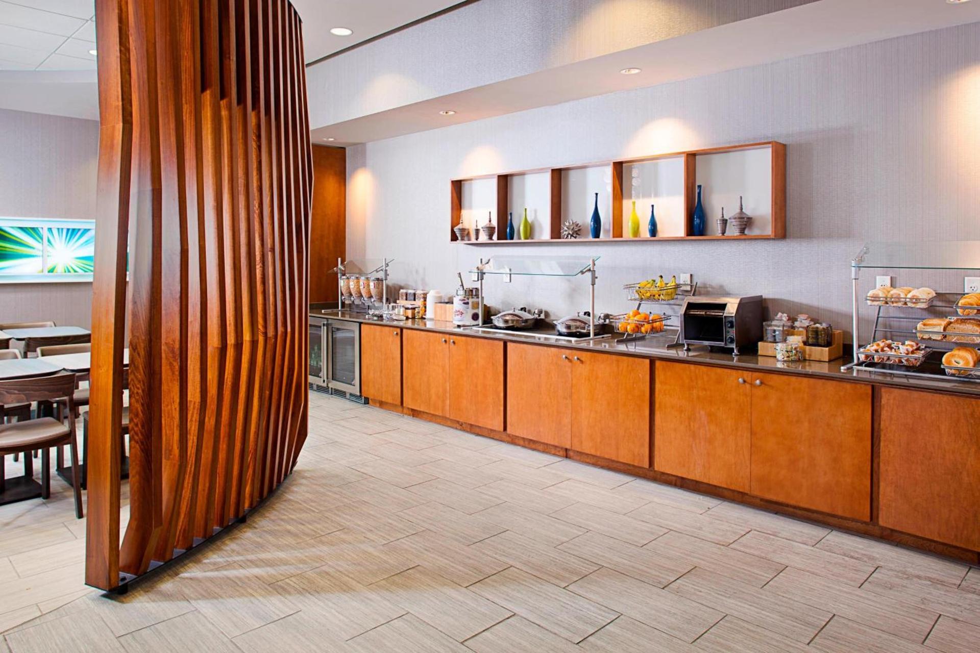 Springhill Suites by Marriott Savannah Downtown Historic District photo 20