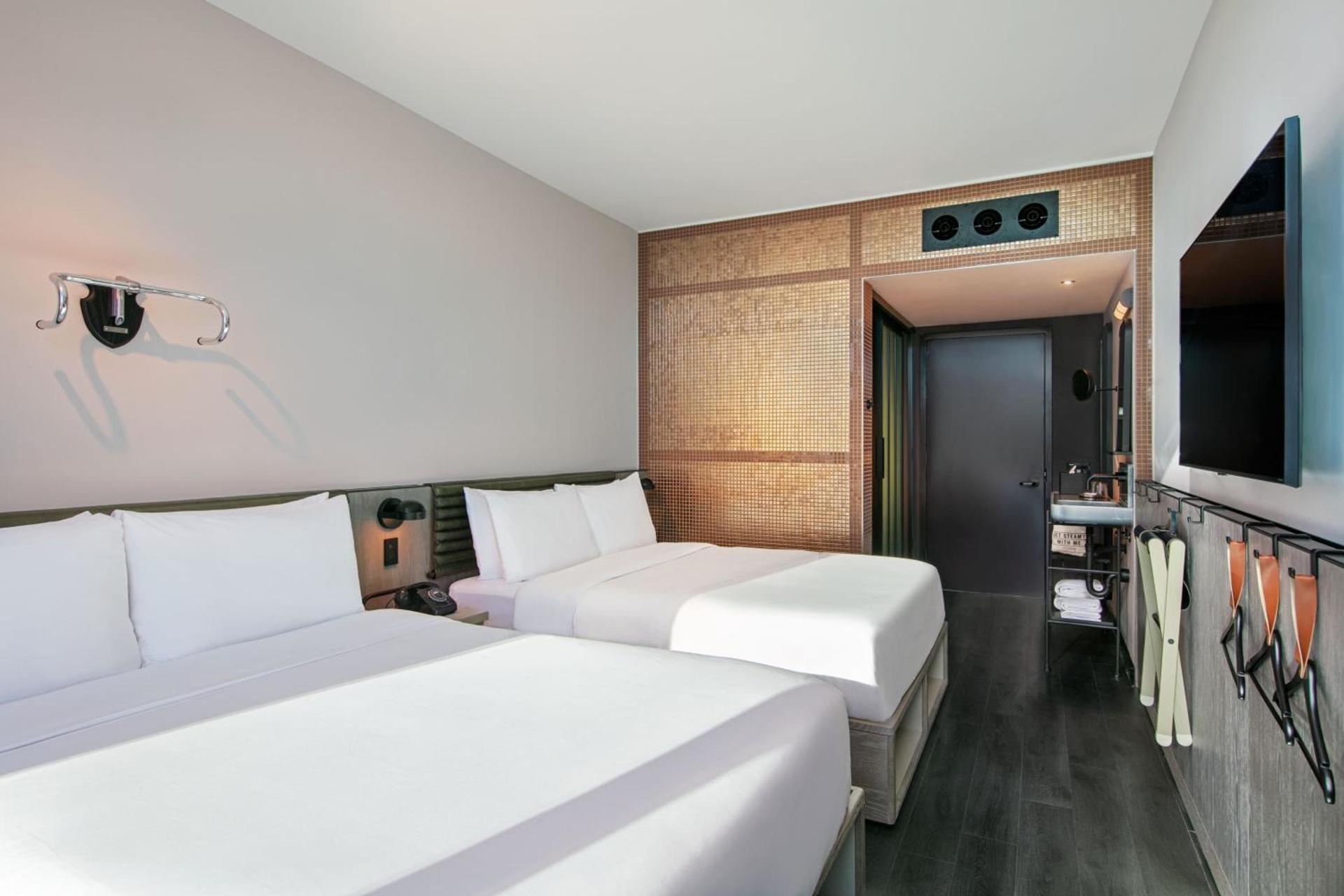 Moxy Downtown Los Angeles photo 18