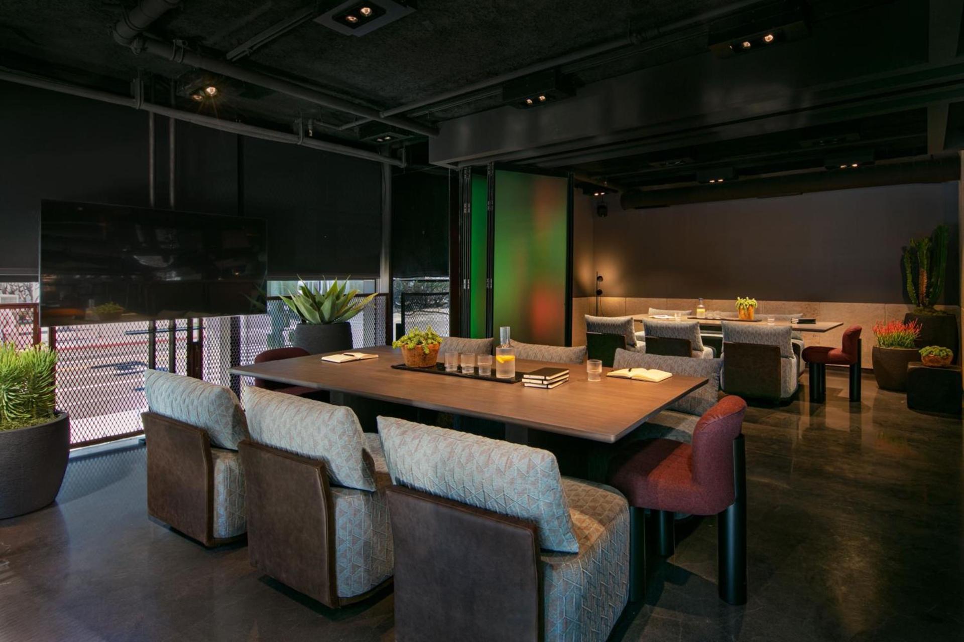 Moxy Downtown Los Angeles photo 68