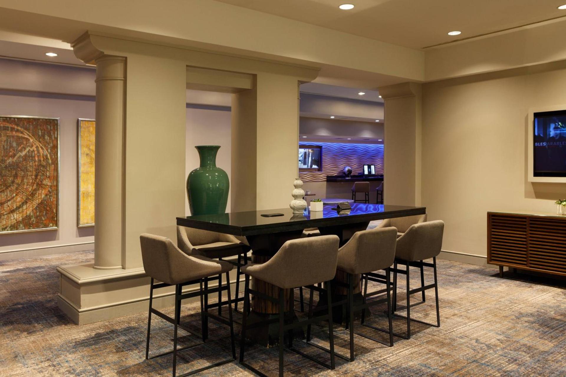 Renaissance Los Angeles Airport Hotel photo 75