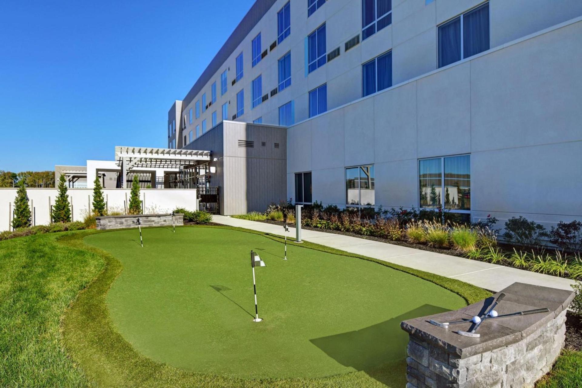 Courtyard by Marriott Hamilton photo 5