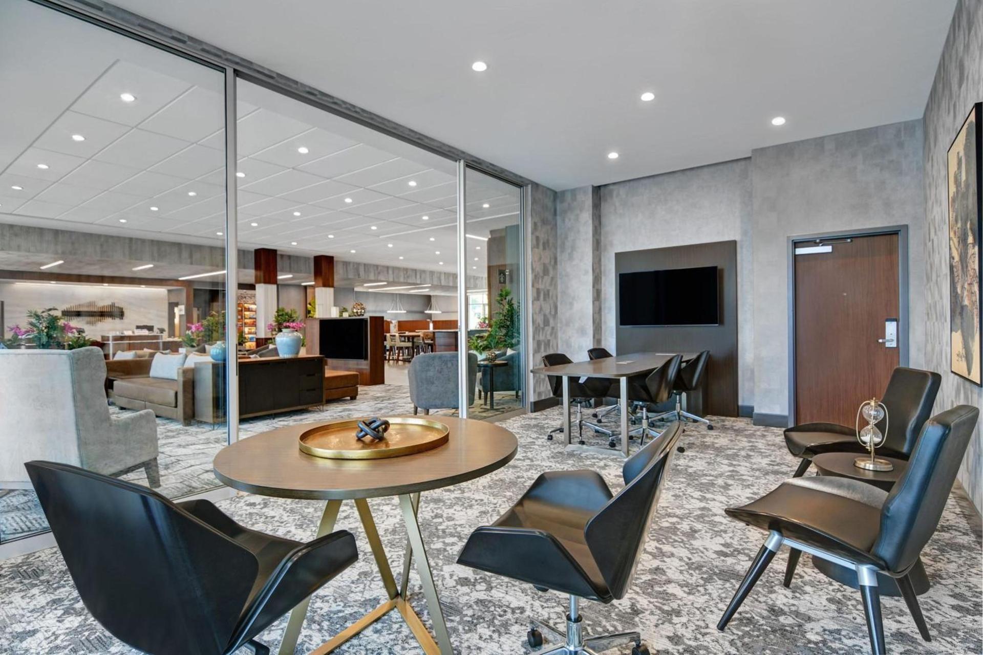 Courtyard by Marriott Hamilton photo 22