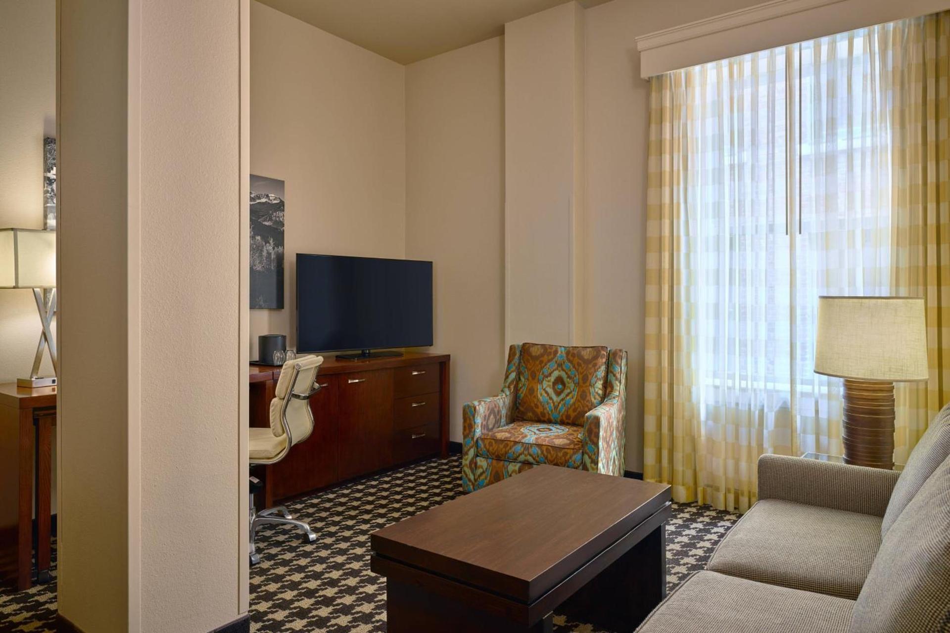 Courtyard by Marriott Denver Downtown photo 18