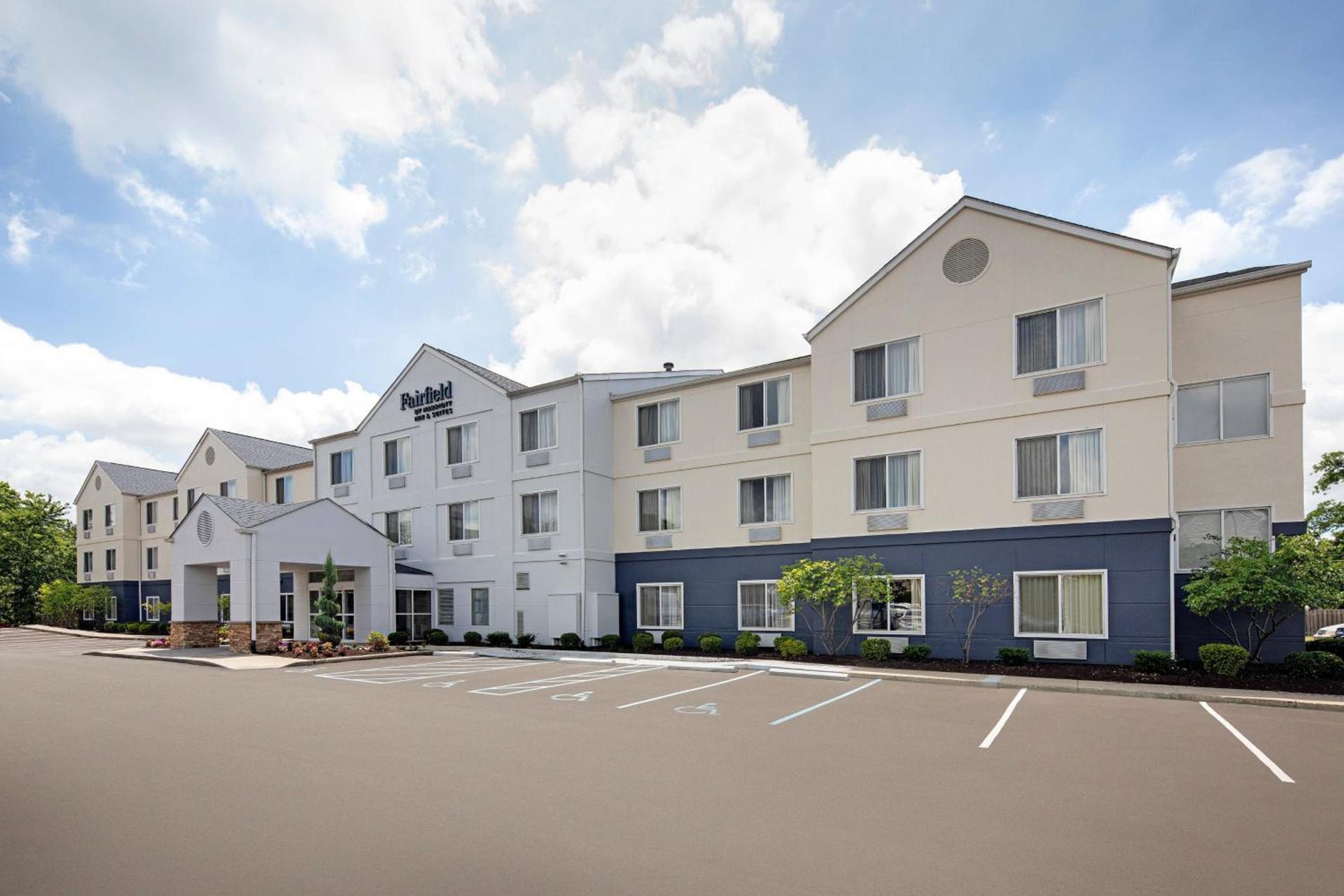 Fairfield Inn & Suites Indianapolis Airport photo 1