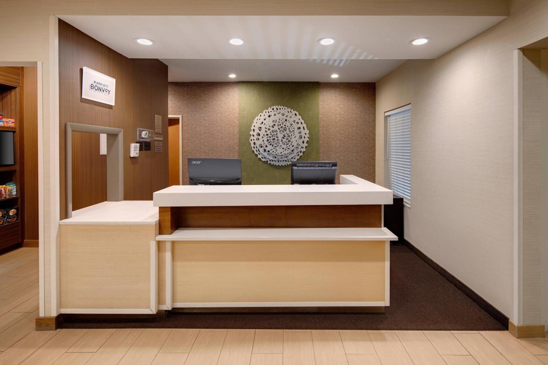 Fairfield Inn & Suites Indianapolis Airport photo 3