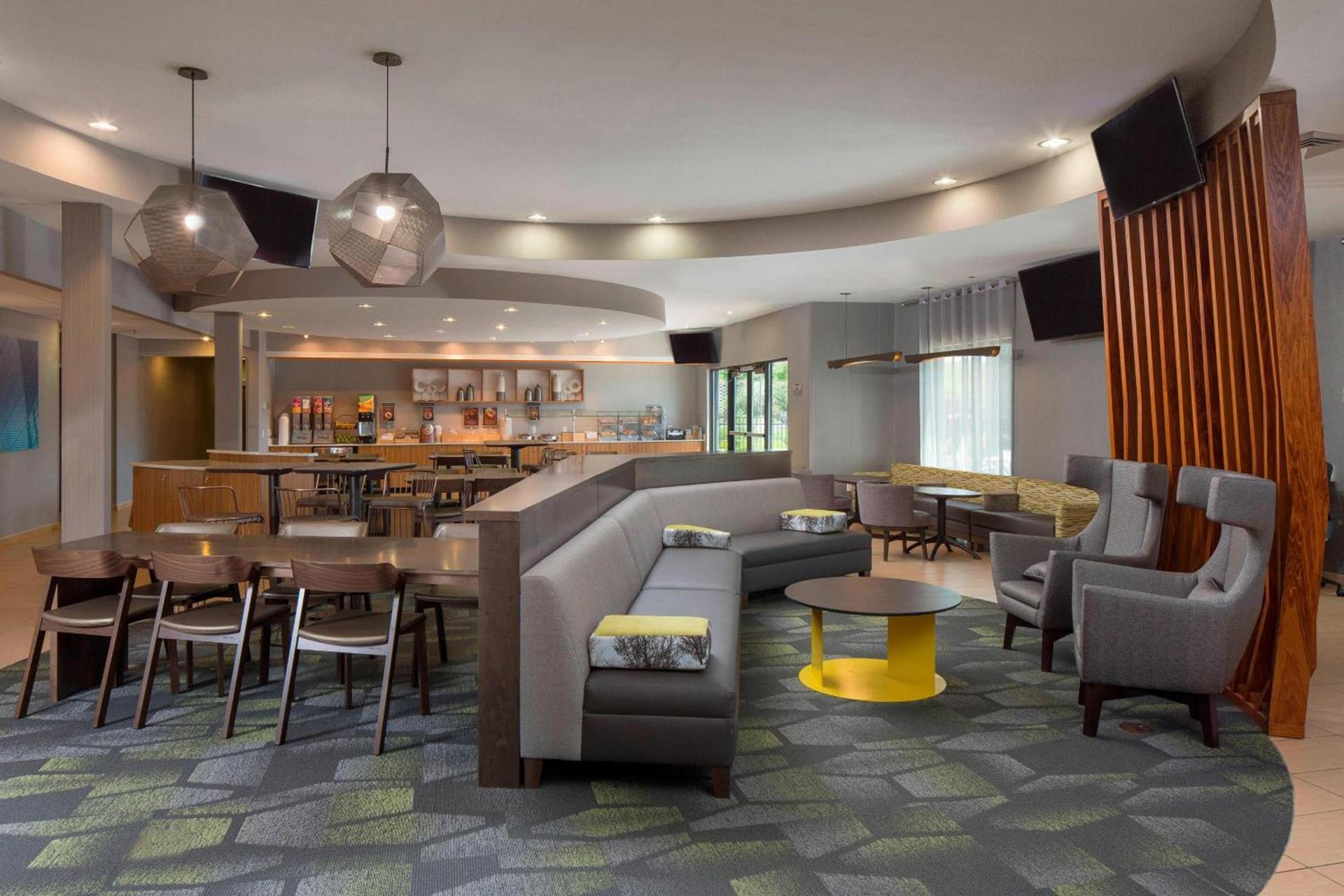 SpringHill Suites St. Louis Airport/Earth City photo 17