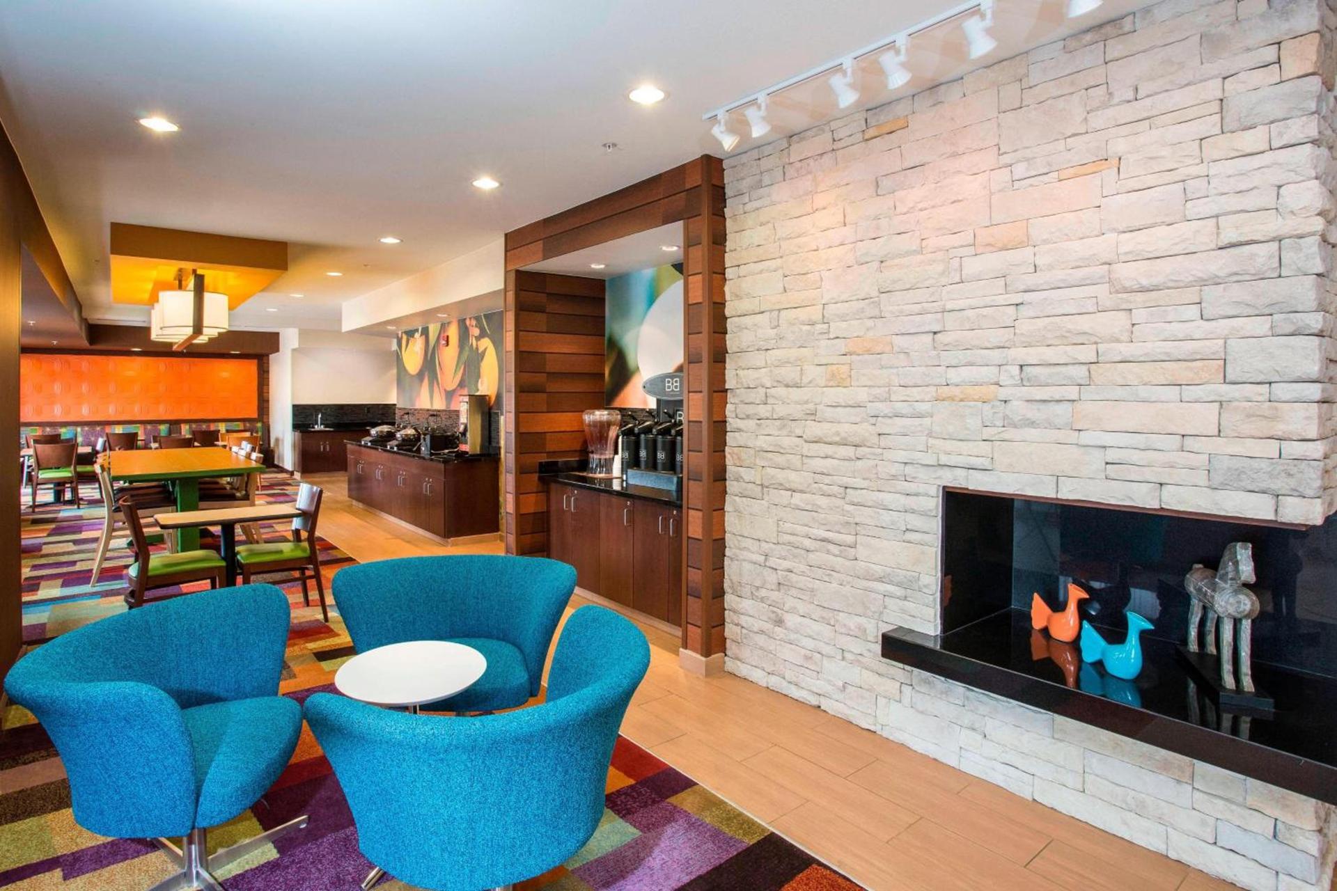 Fairfield Inn & Suites Greeley photo 3