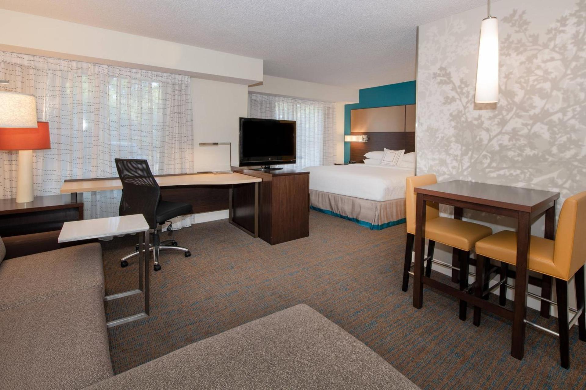 Residence Inn by Marriott Jacksonville Butler Boulevard photo 9