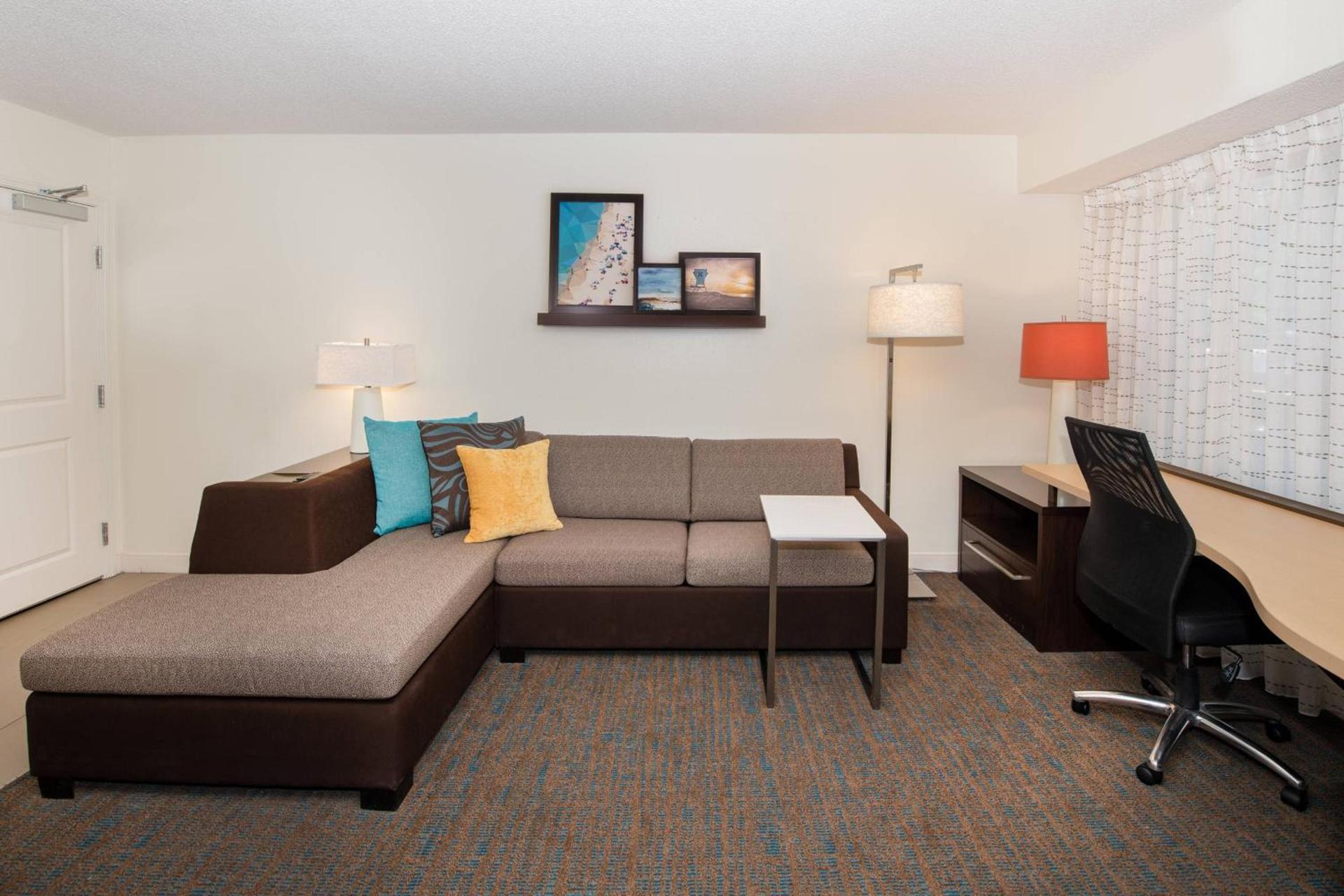 Residence Inn by Marriott Jacksonville Butler Boulevard photo 10