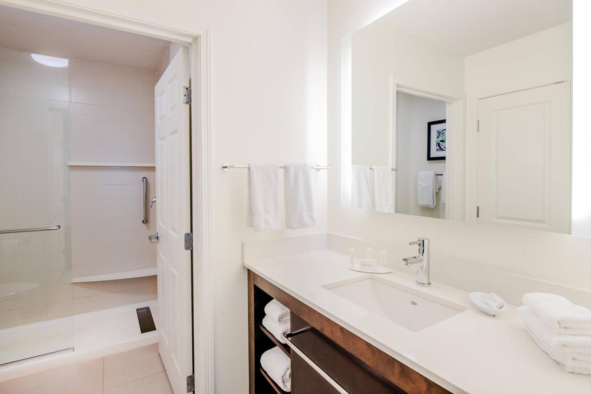 Residence Inn by Marriott Jacksonville Butler Boulevard photo 11