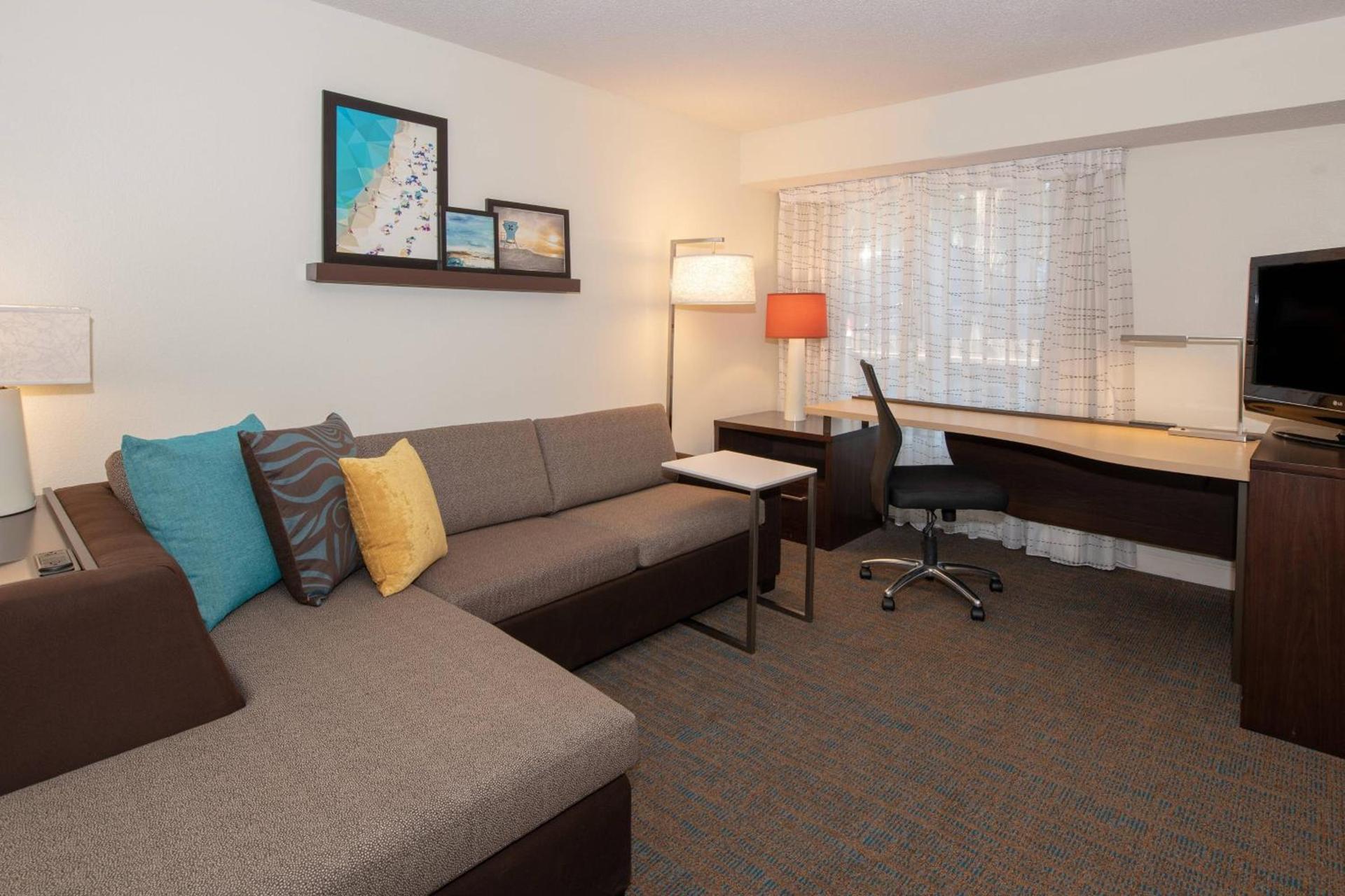 Residence Inn by Marriott Jacksonville Butler Boulevard photo 14
