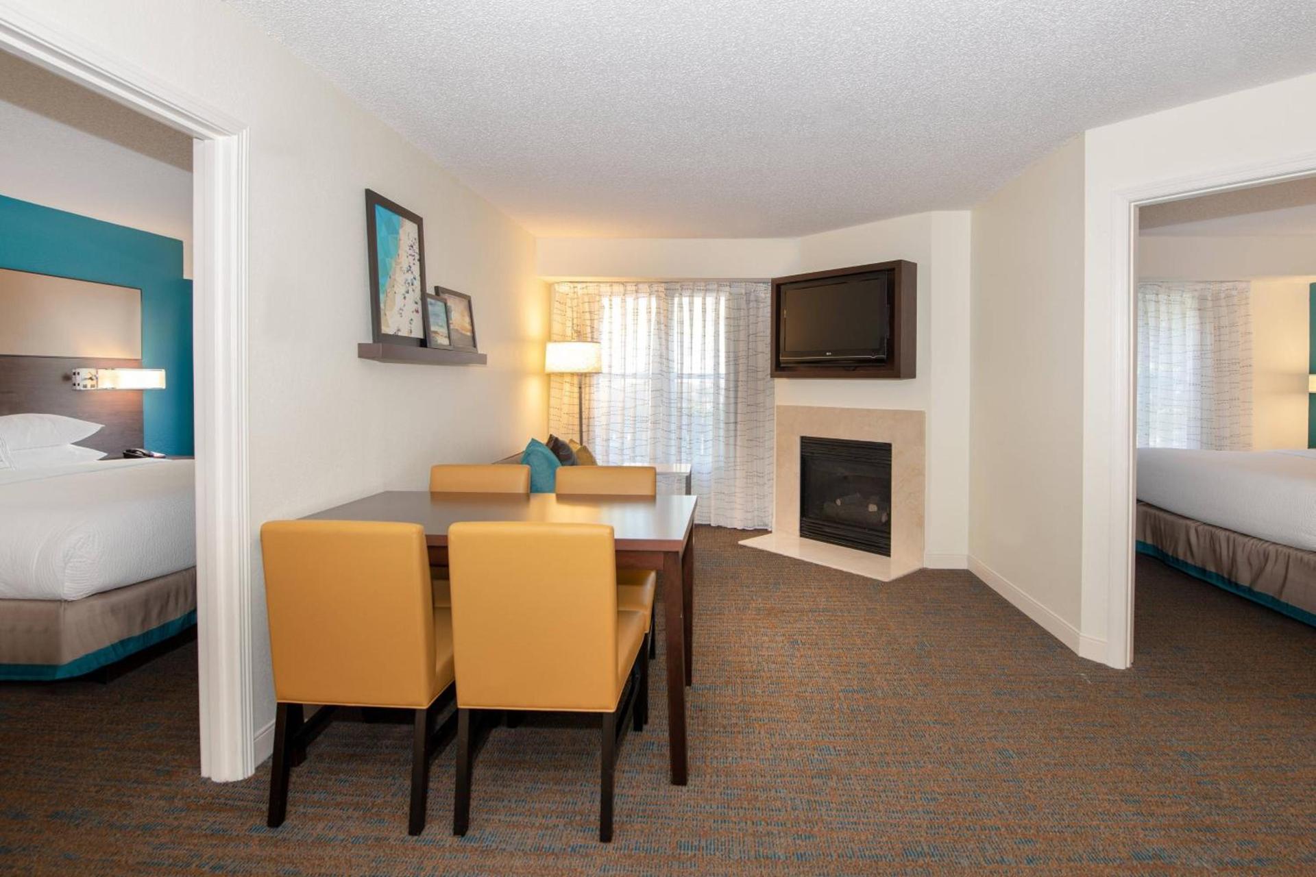 Residence Inn by Marriott Jacksonville Butler Boulevard photo 16