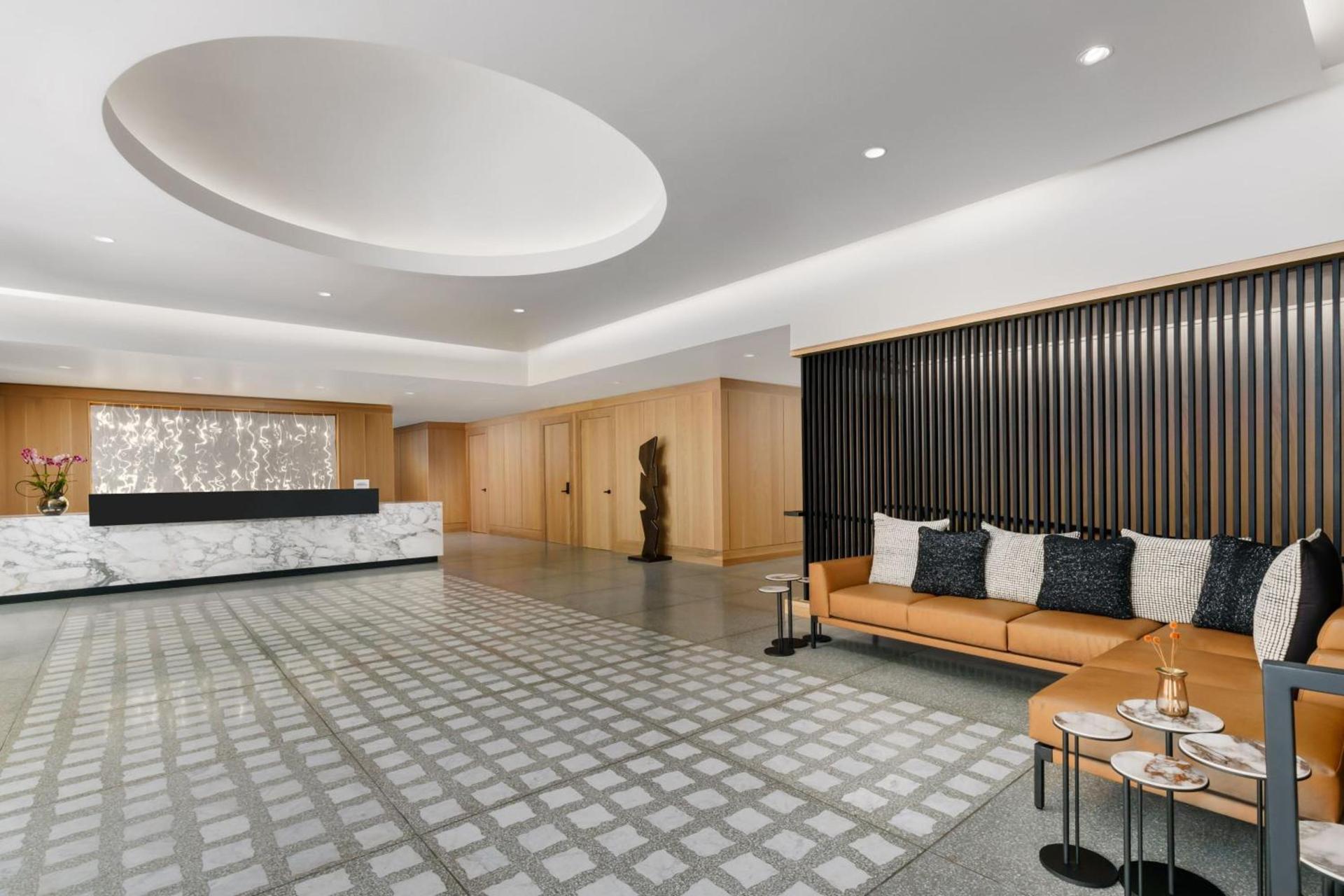 AC Hotel by Marriott Bethesda Downtown photo 11