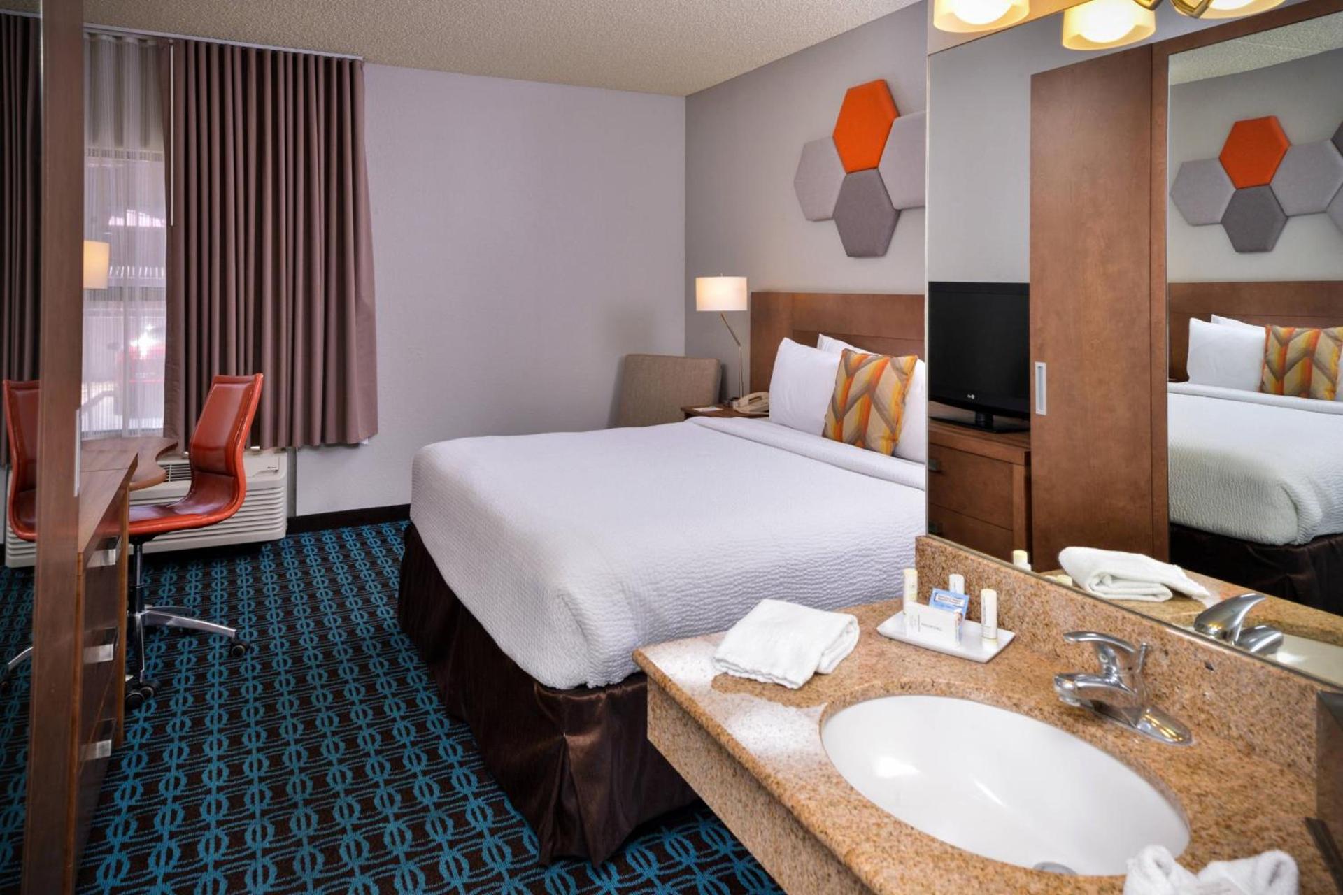 Fairfield Inn Las Vegas Convention Center photo 5