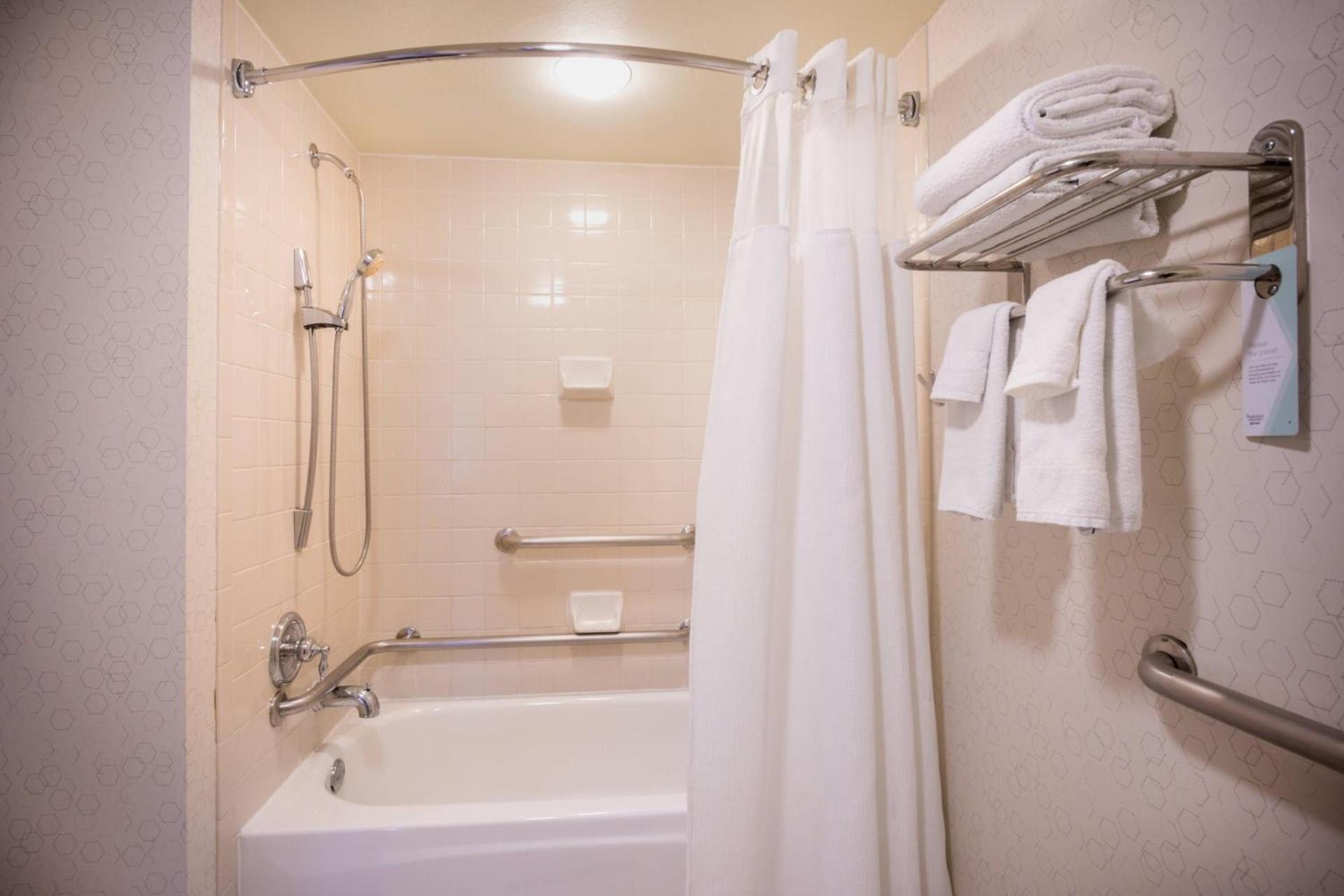 Fairfield Inn Las Vegas Convention Center photo 14