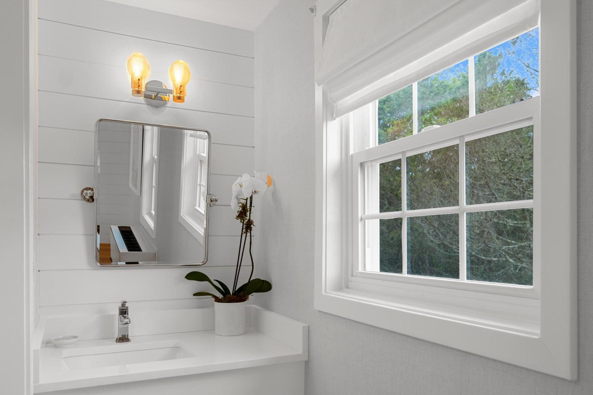 Nantucket Inn photo 8