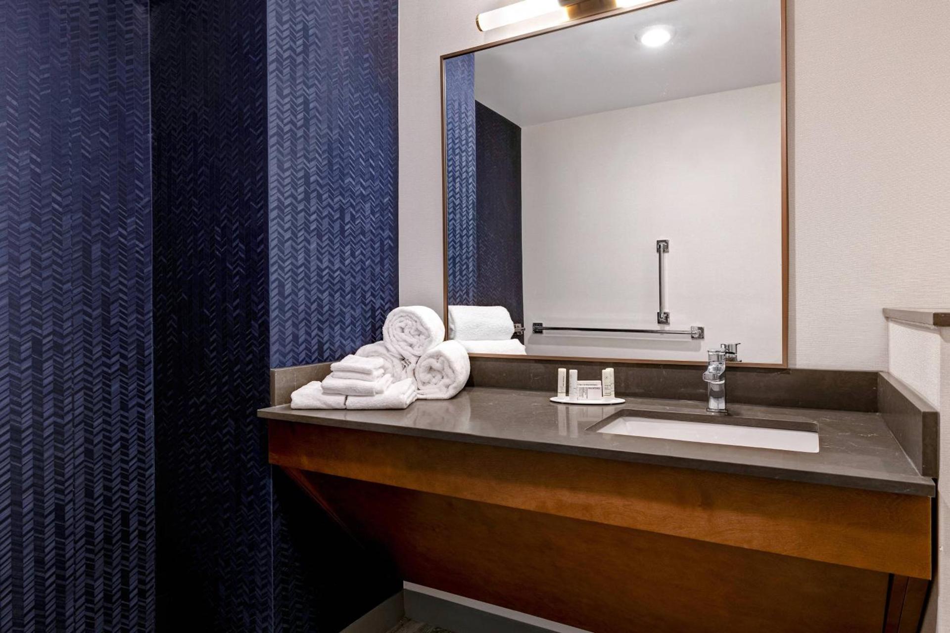 Fairfield by Marriott Inn & Suites St. Paul Eagan photo 22
