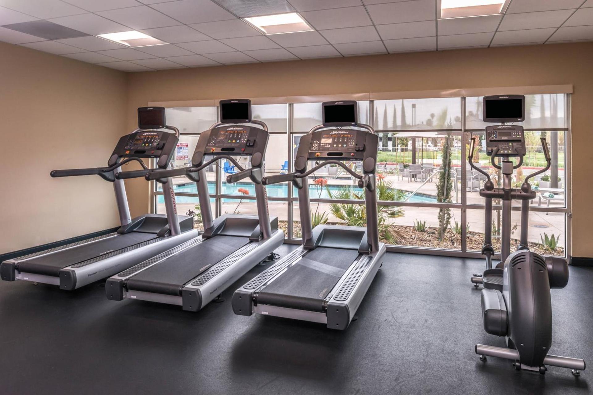 TownePlace Suites by Marriott San Bernardino Loma Linda photo 43