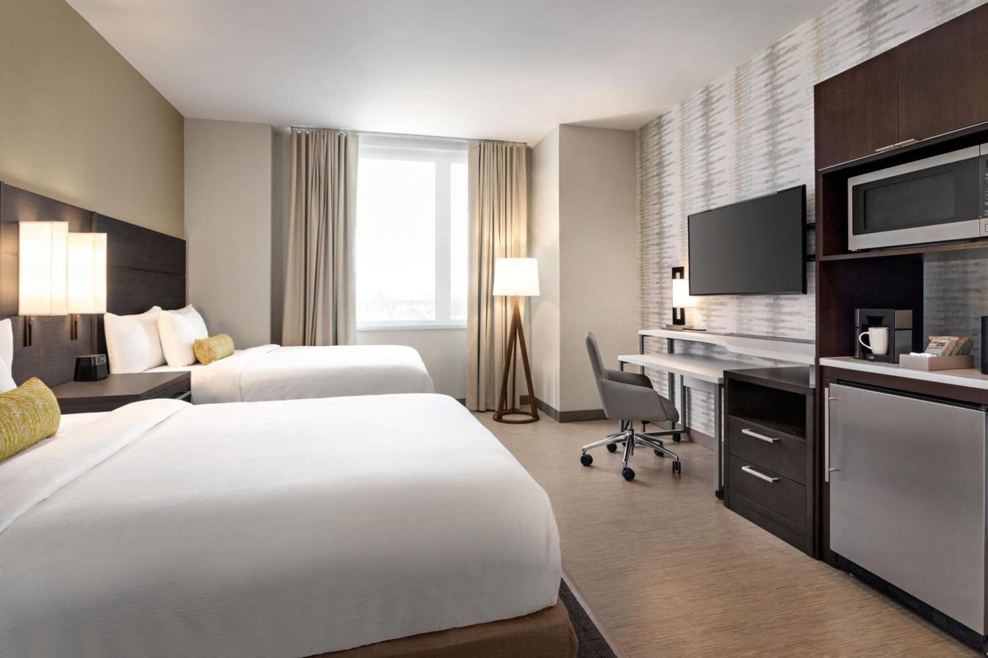 Residence Inn by Marriott New York JFK Airport photo 12