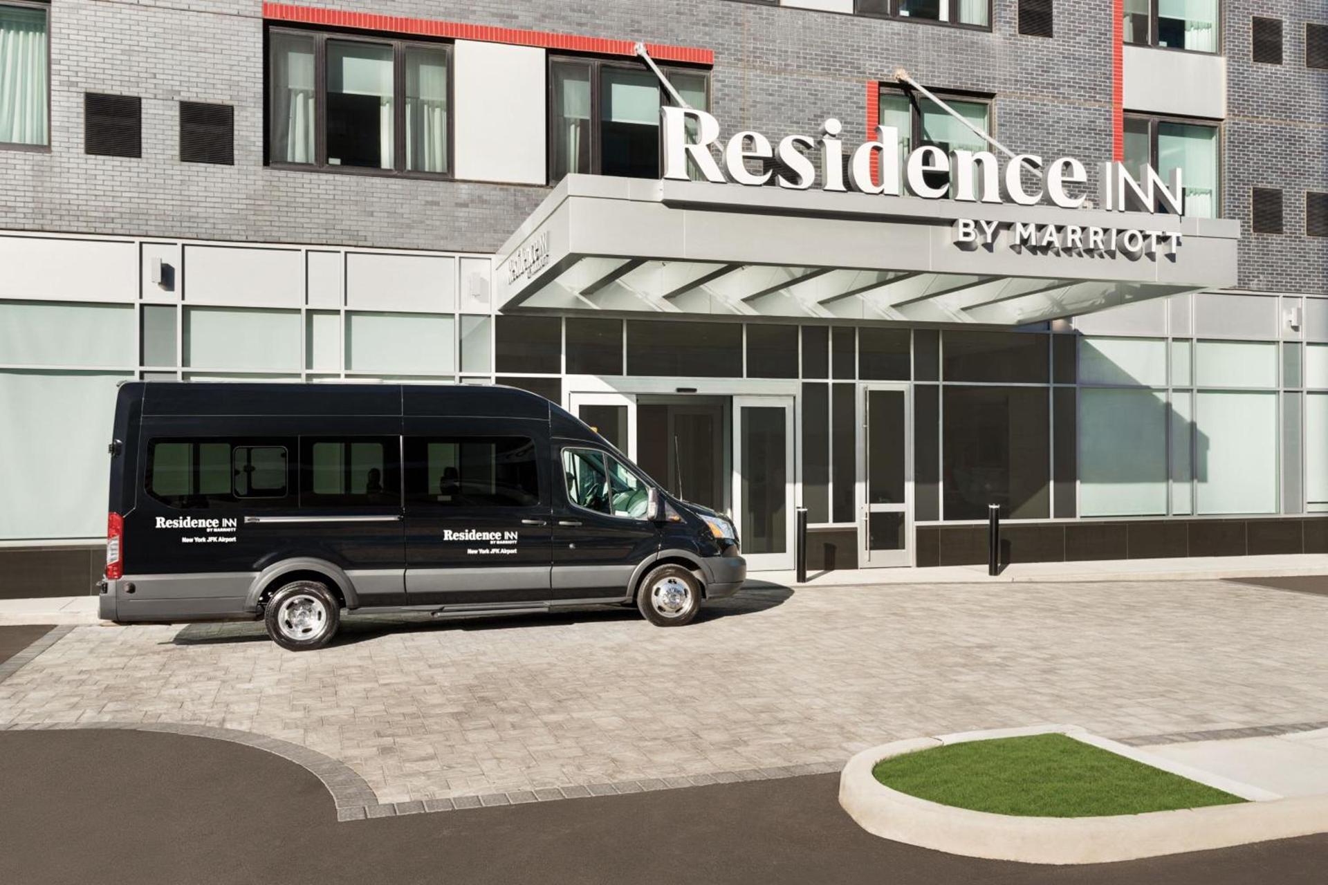 Residence Inn by Marriott New York JFK Airport photo 10