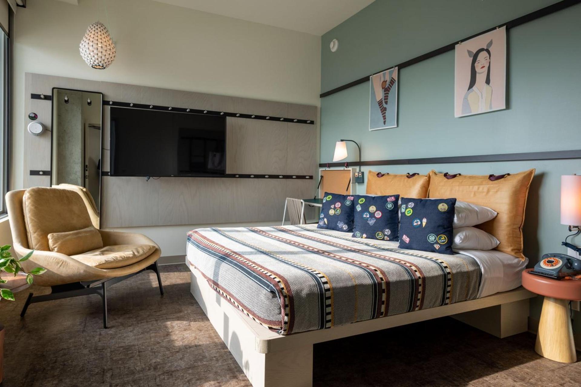 Moxy Portland Downtown photo 23