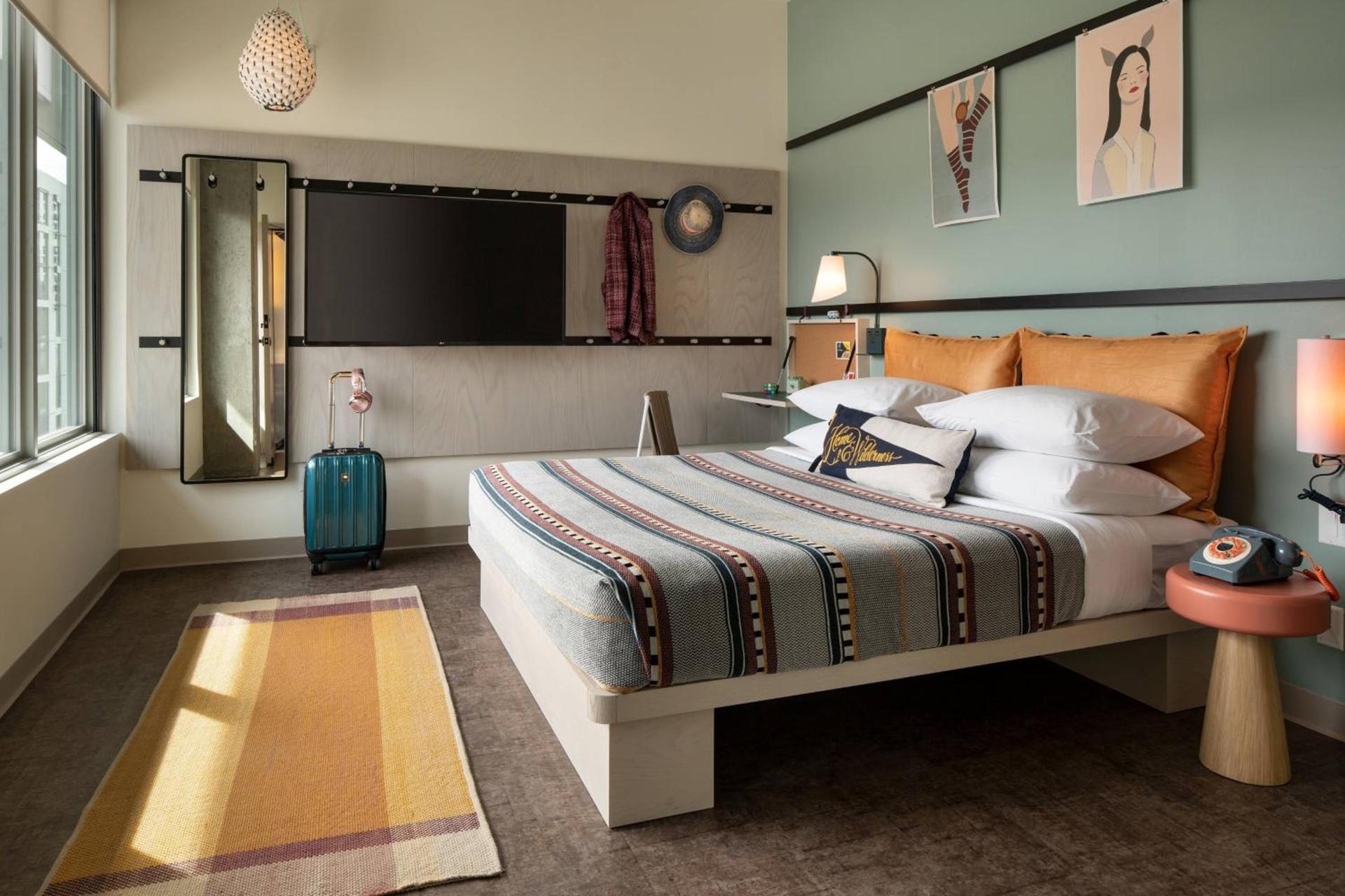 Moxy Portland Downtown photo 22