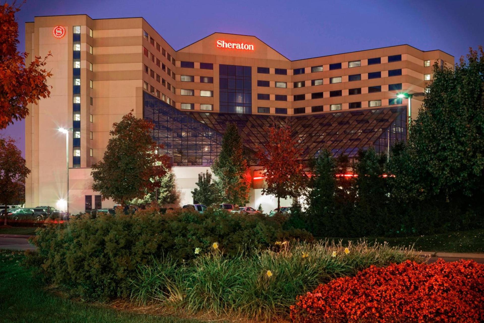 Sheraton Detroit Metro Airport — hotel in Romulus