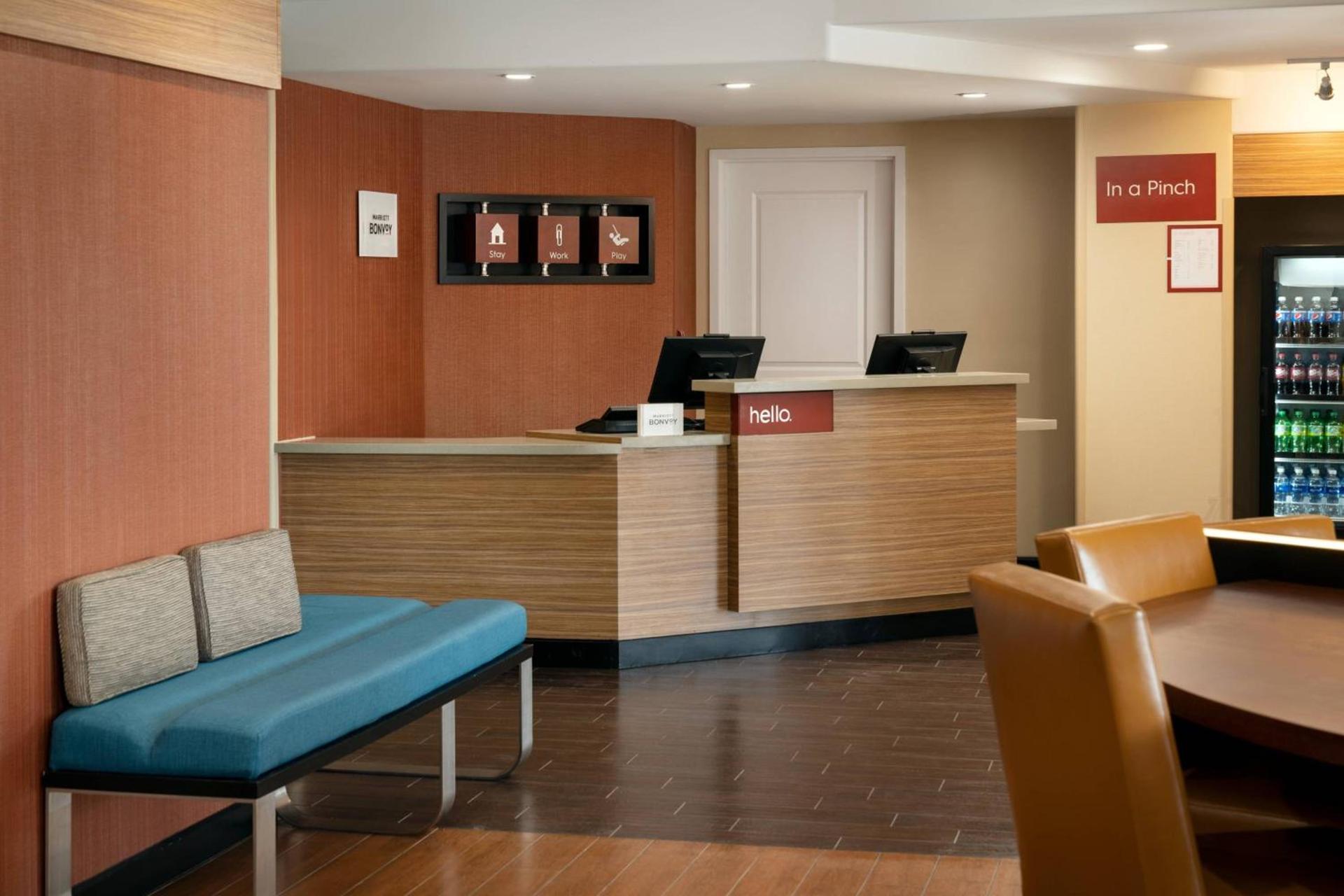 TownePlace Suites Fresno Clovis photo 2