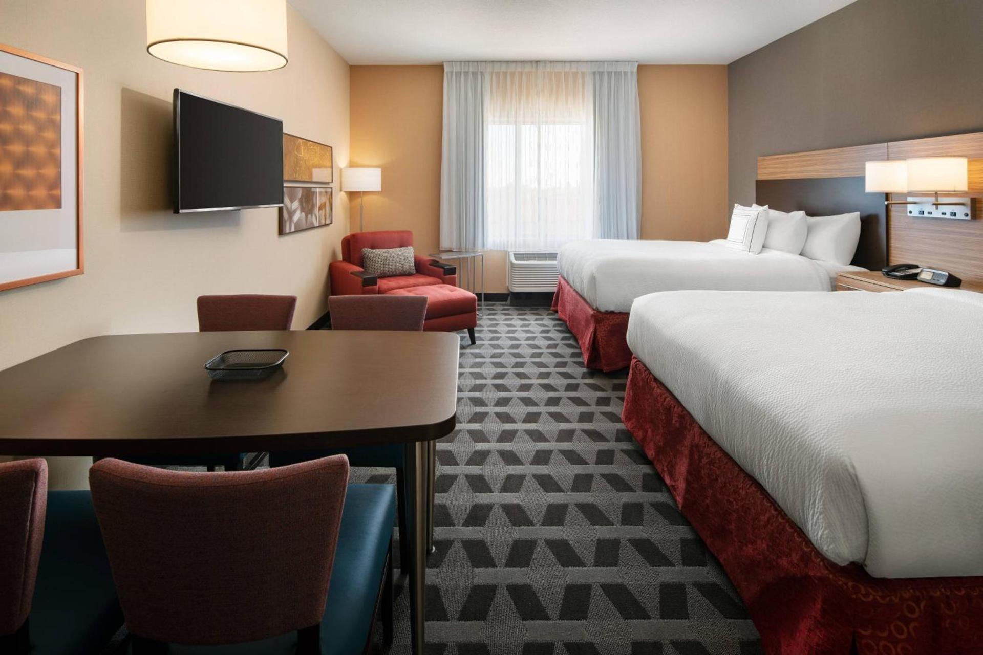 TownePlace Suites Fresno Clovis photo 5