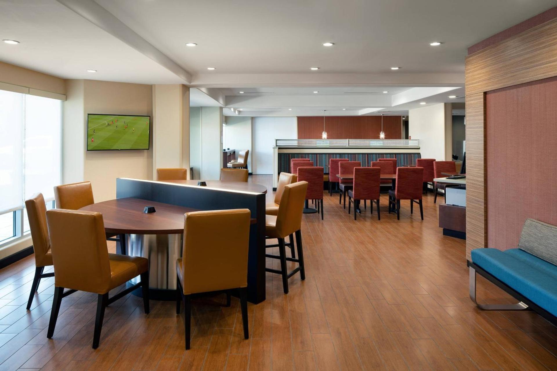 TownePlace Suites Fresno Clovis photo 3