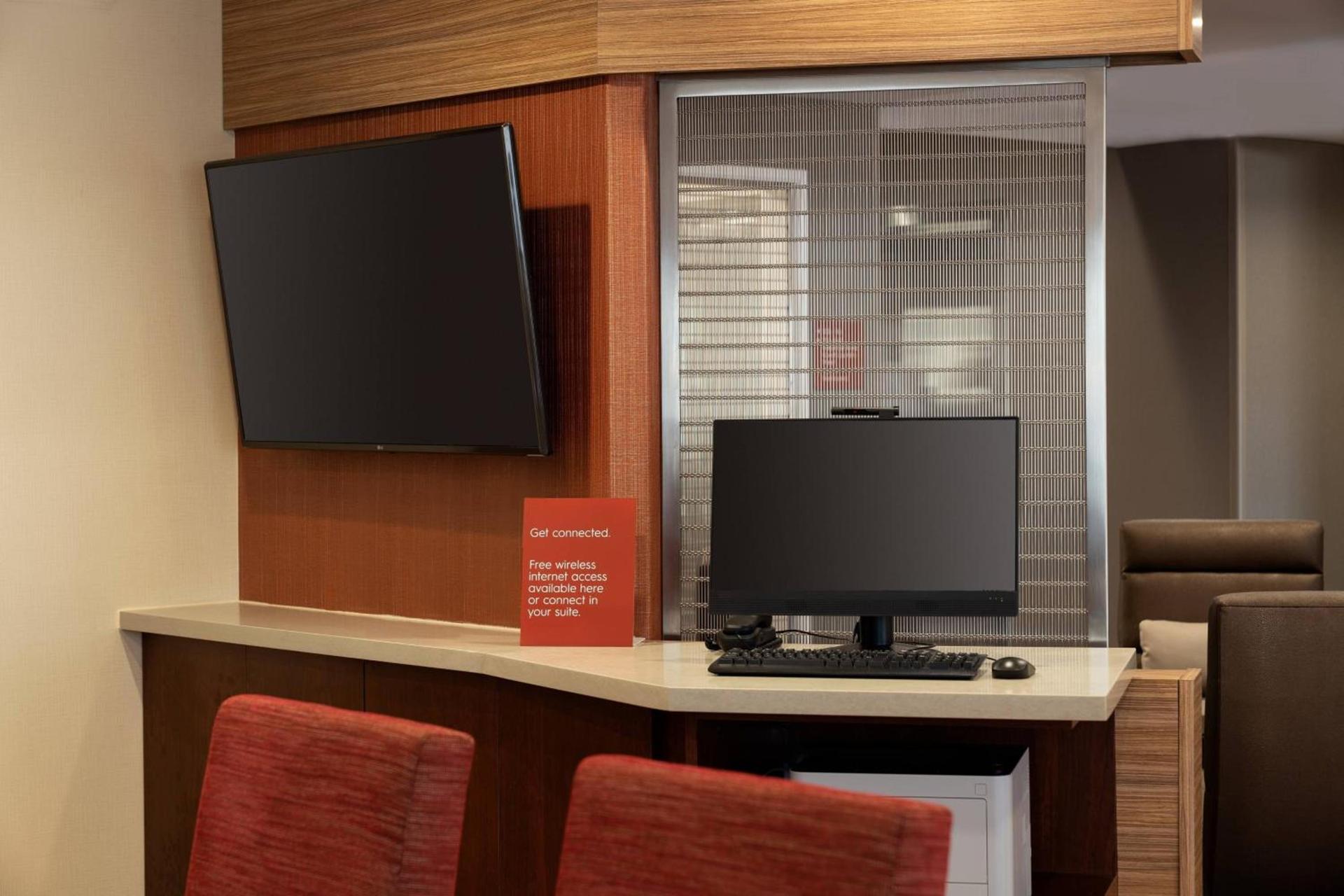TownePlace Suites Fresno Clovis photo 19