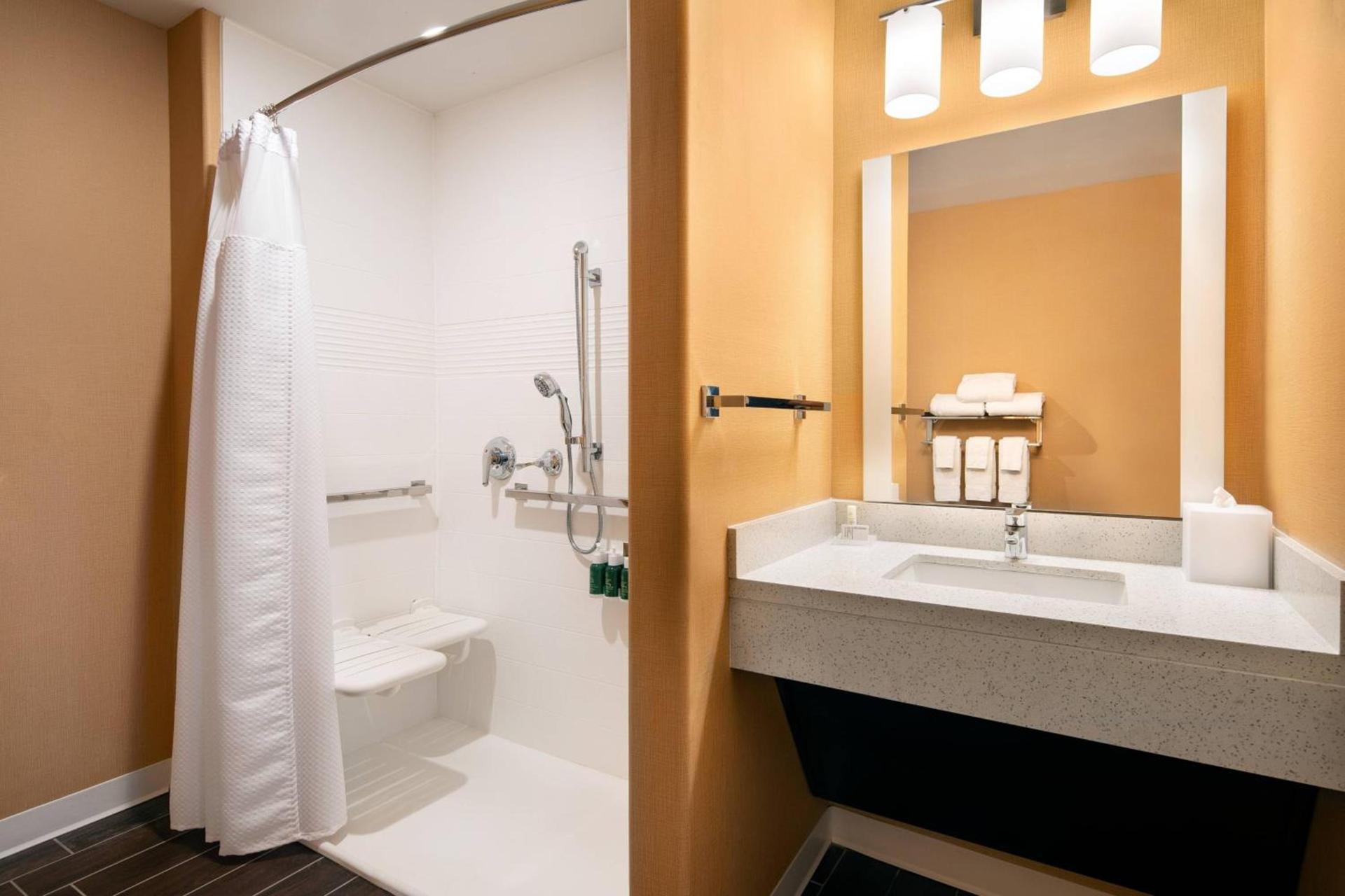 TownePlace Suites Fresno Clovis photo 18