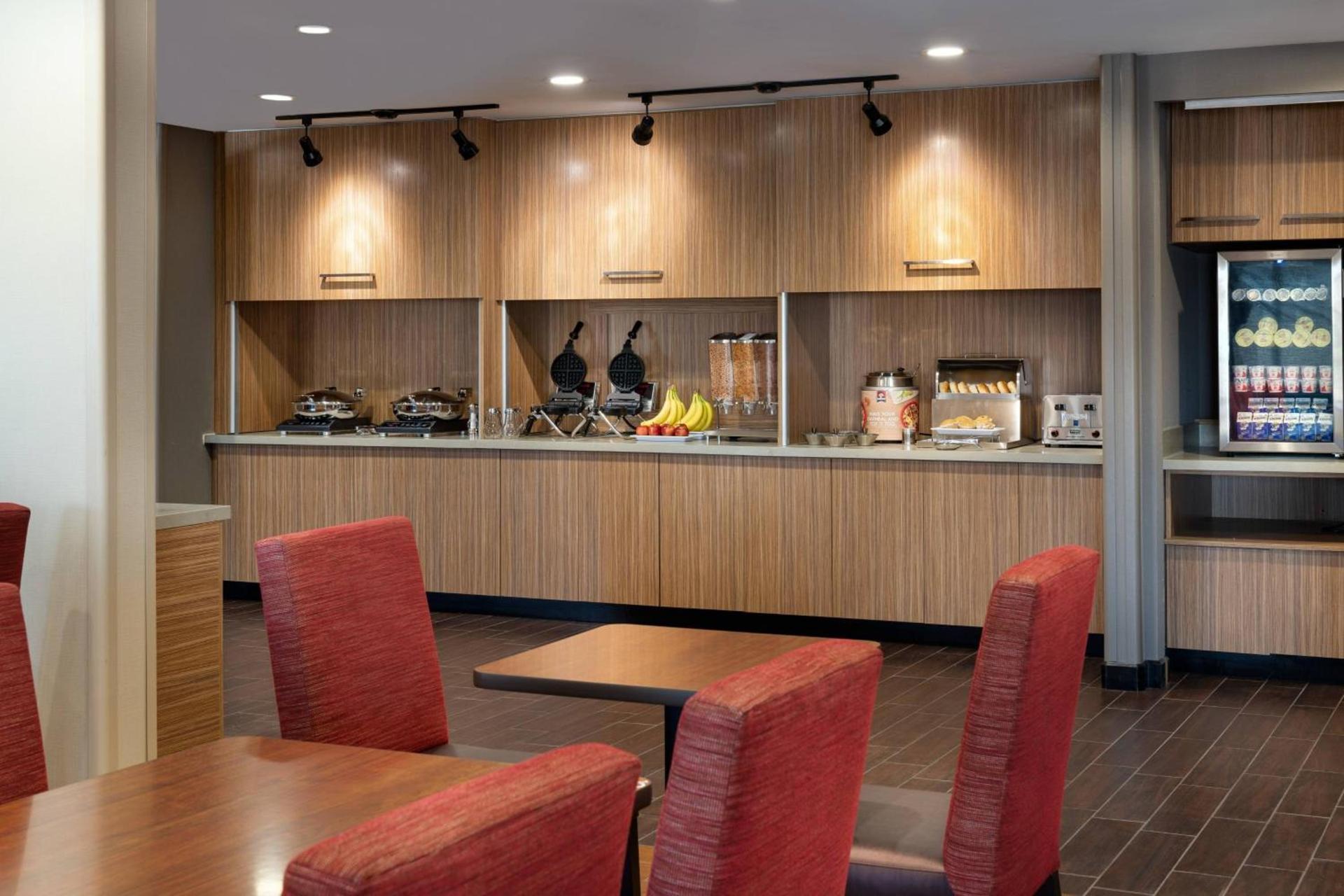 TownePlace Suites Fresno Clovis photo 24