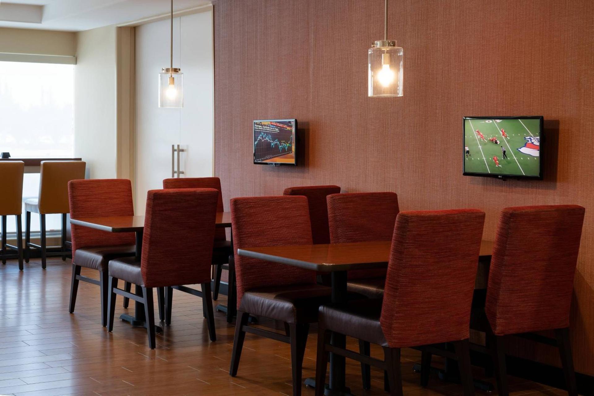 TownePlace Suites Fresno Clovis photo 25