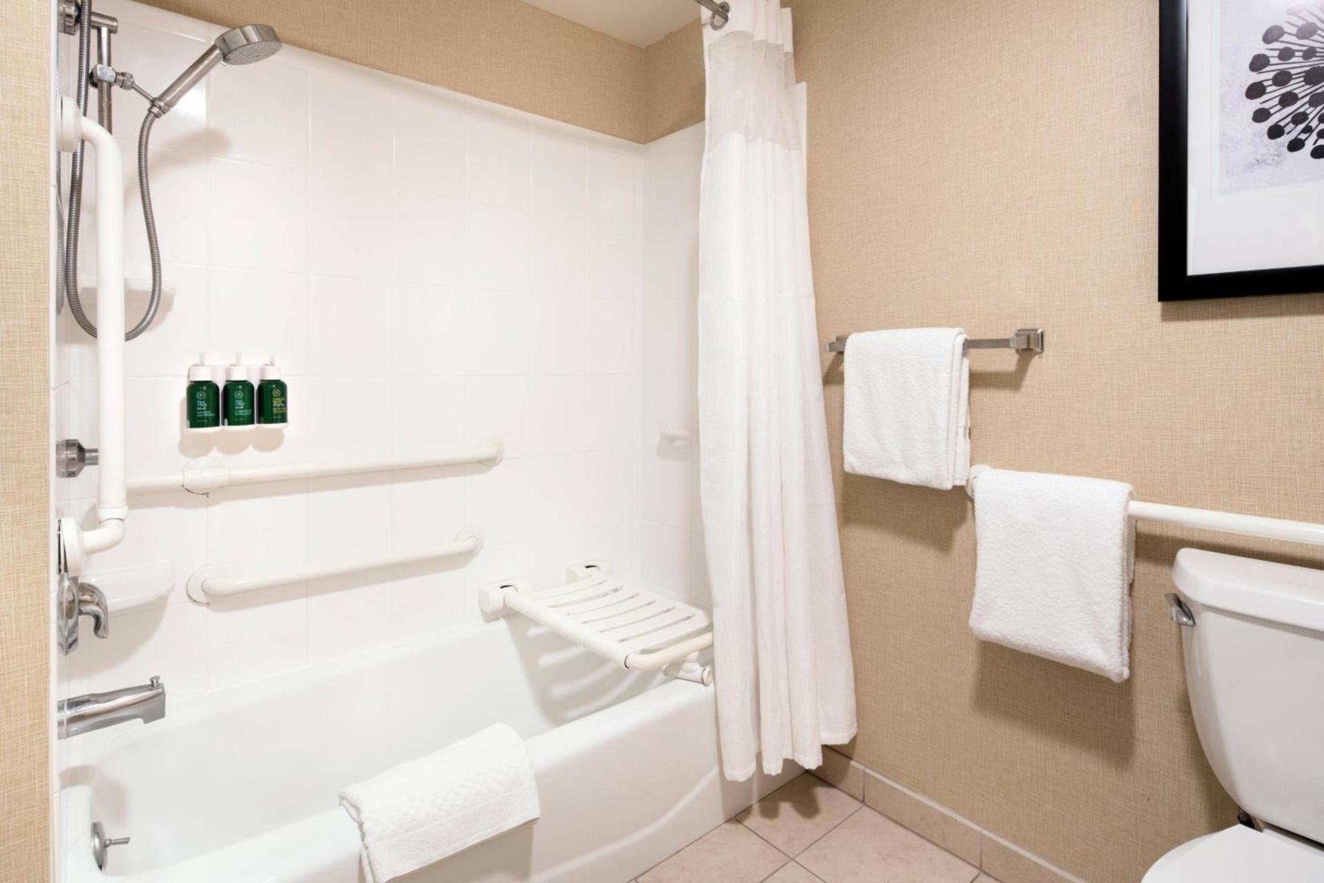 Residence Inn by Marriott Camarillo photo 17