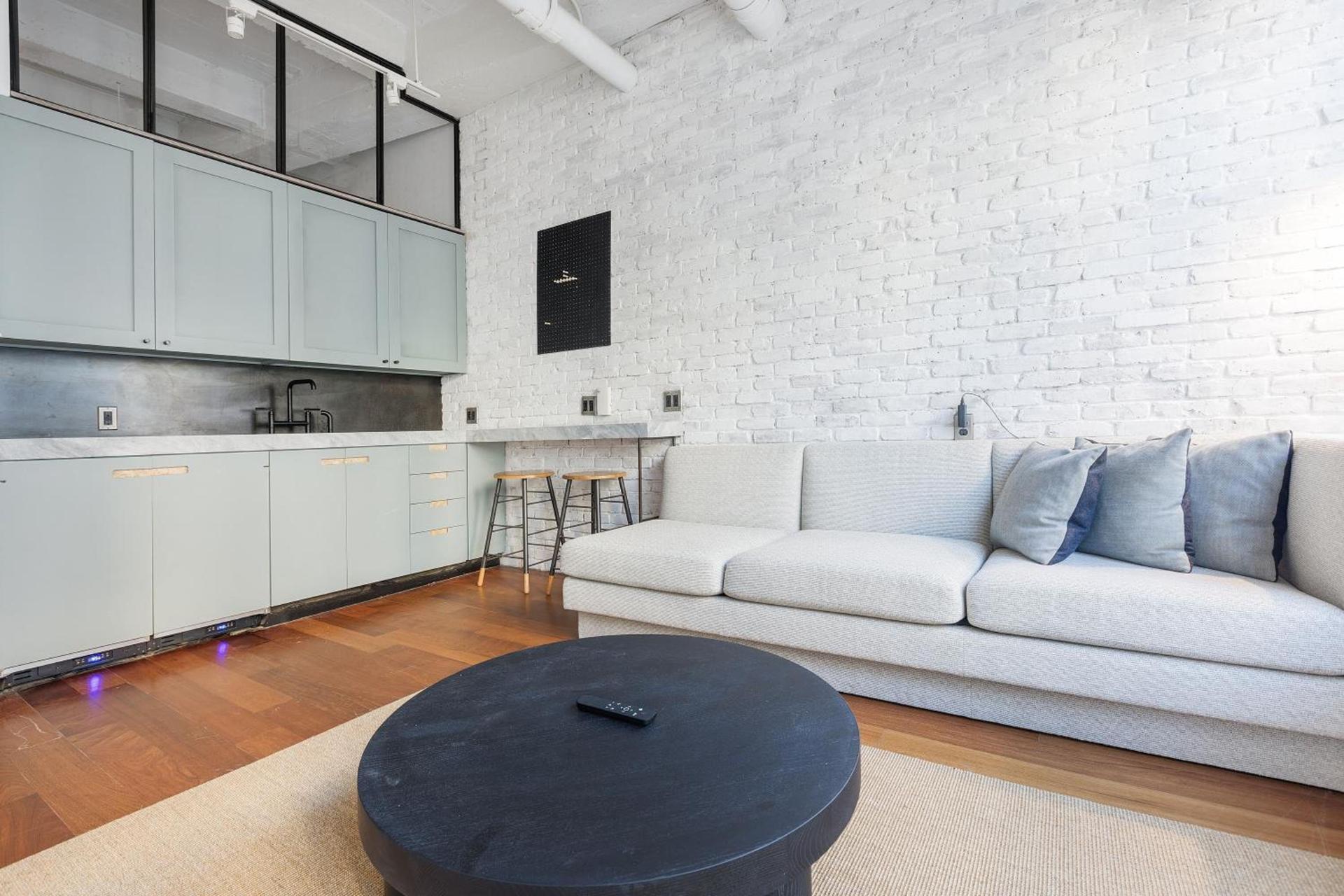 Placemakr Wall Street photo 6