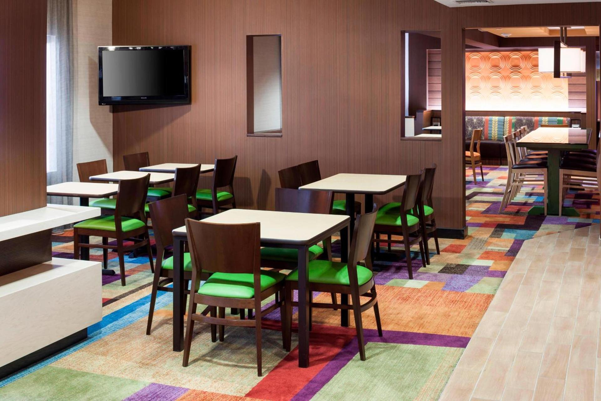 Fairfield Inn by Marriott Santa Clarita Valencia photo 16