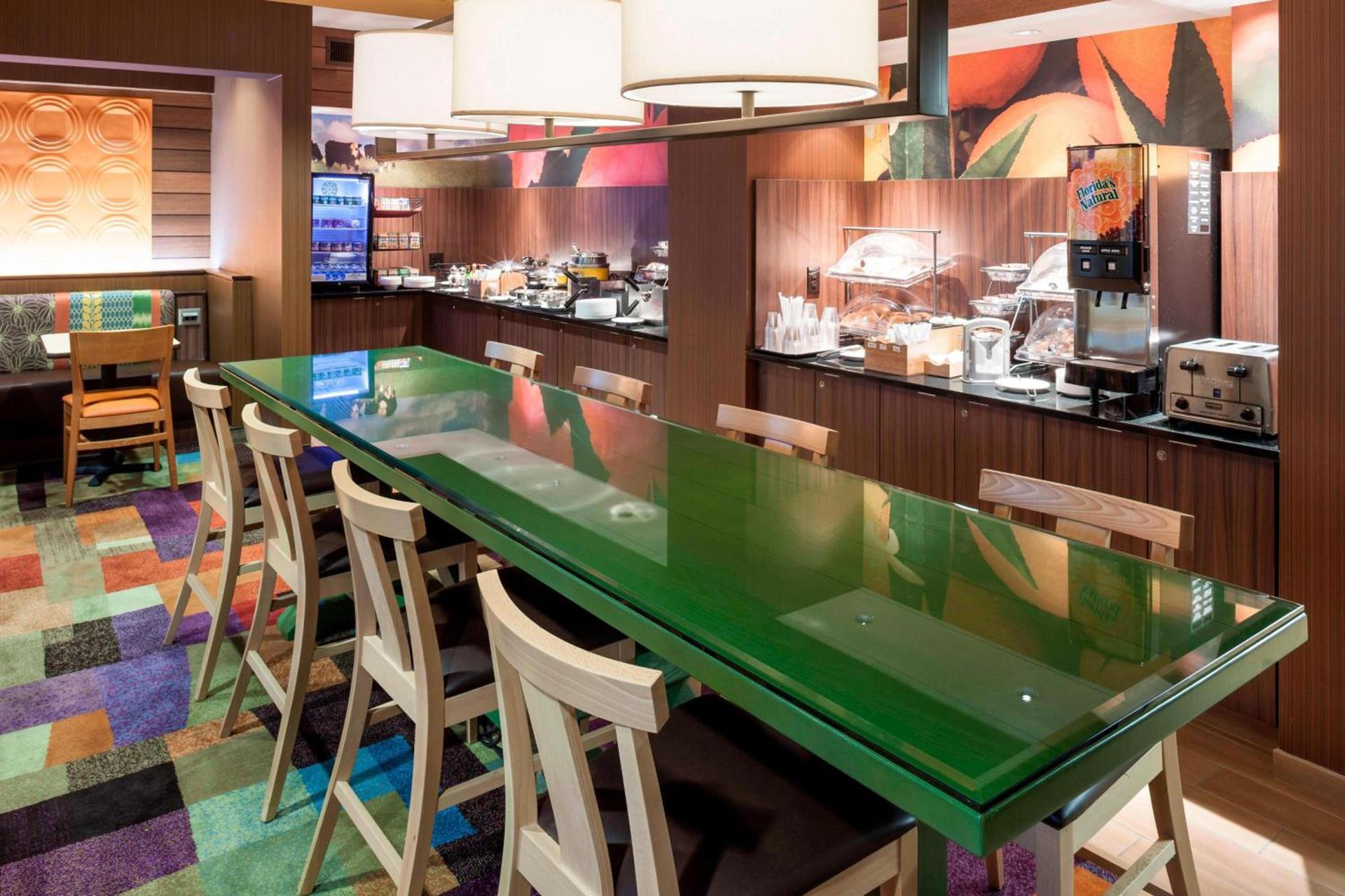 Fairfield Inn by Marriott Santa Clarita Valencia photo 17