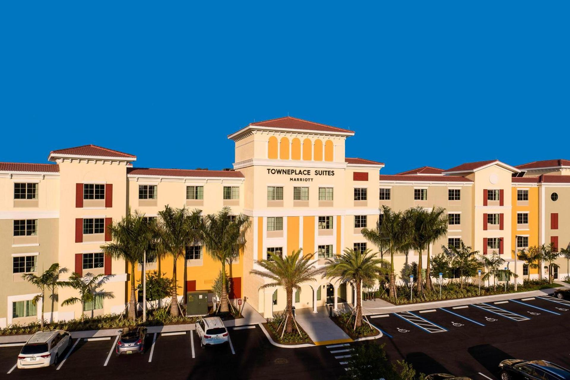 TownePlace Suites by Marriott Fort Myers Estero photo 3