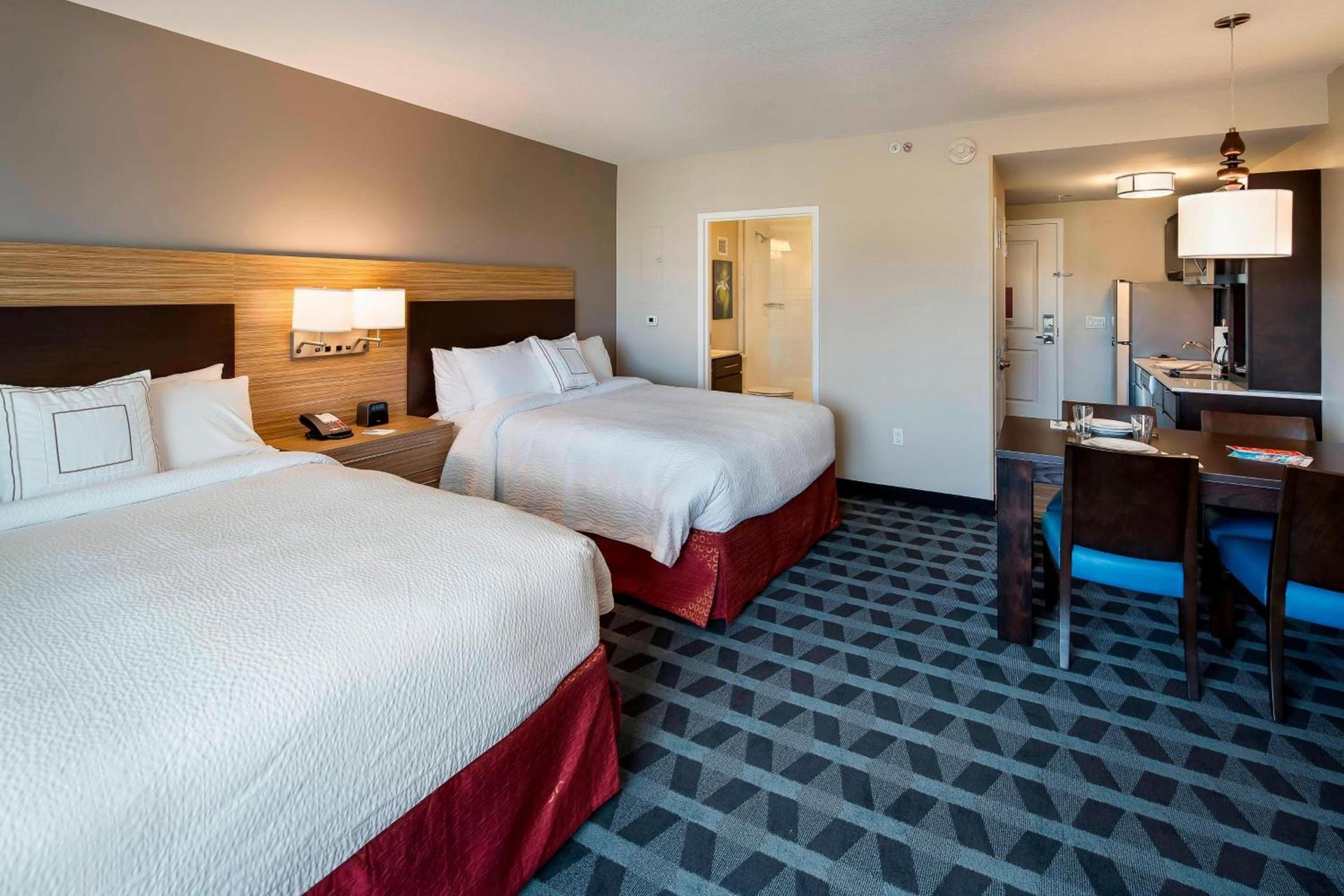 TownePlace Suites by Marriott Fort Myers Estero photo 5