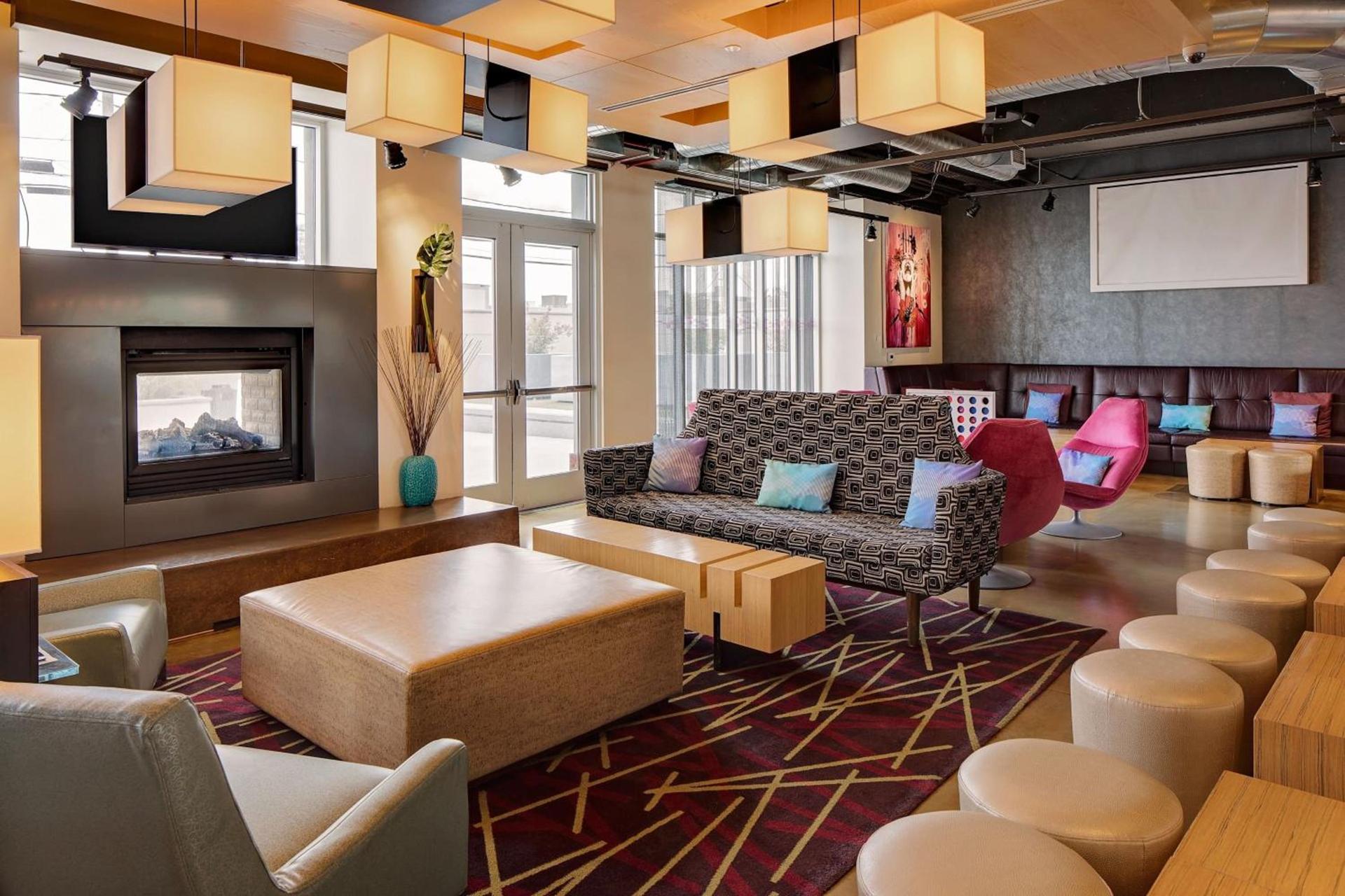 Aloft by Marriott Tucson University photo 7