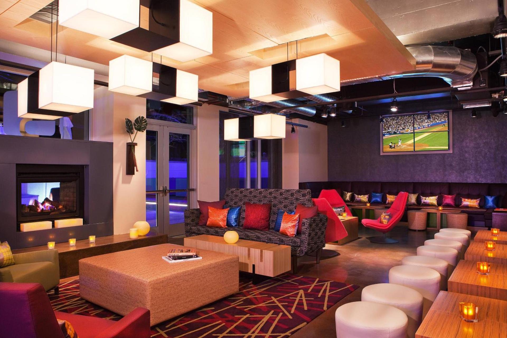 Aloft by Marriott Tucson University photo 23