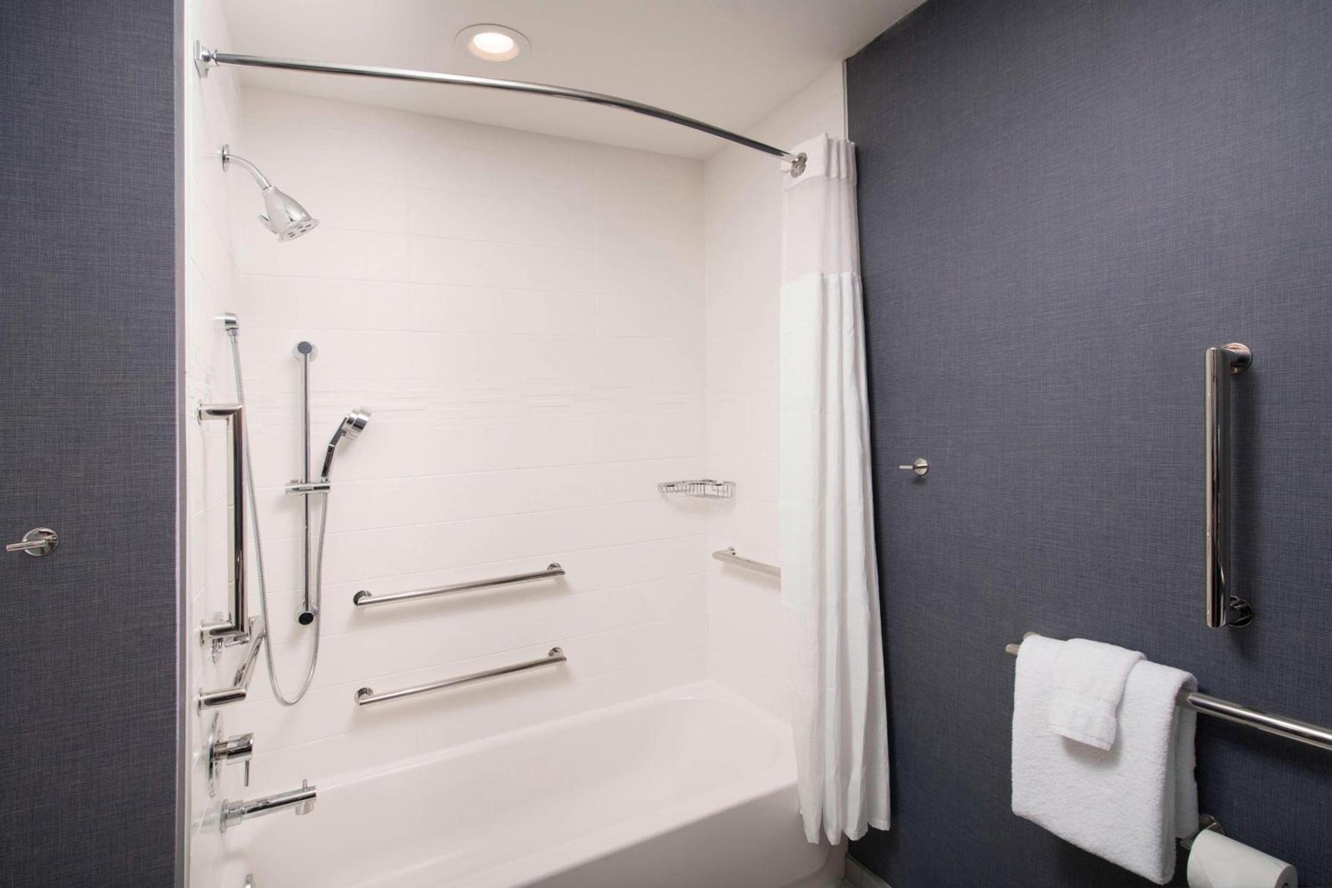 Residence Inn by Marriott New Orleans Elmwood photo 17