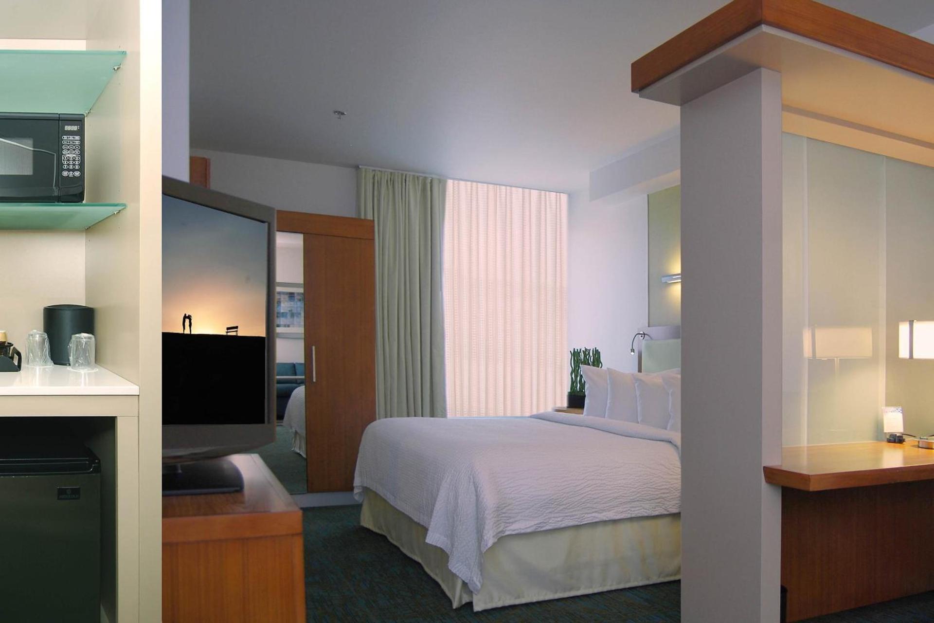 SpringHill Suites by Marriott Las Vegas North Speedway photo 4